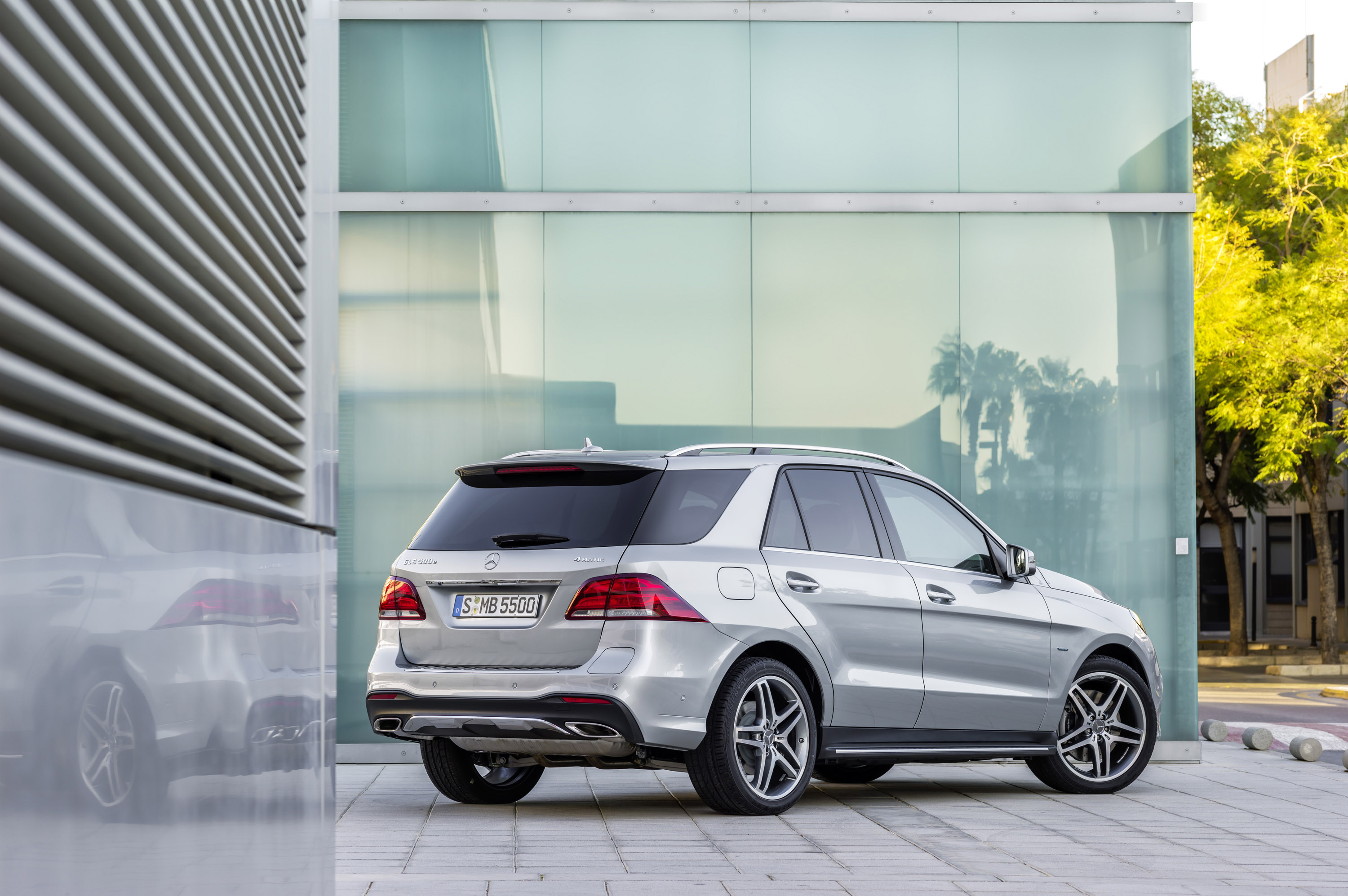 Mercedes-Benz GLE photo #28