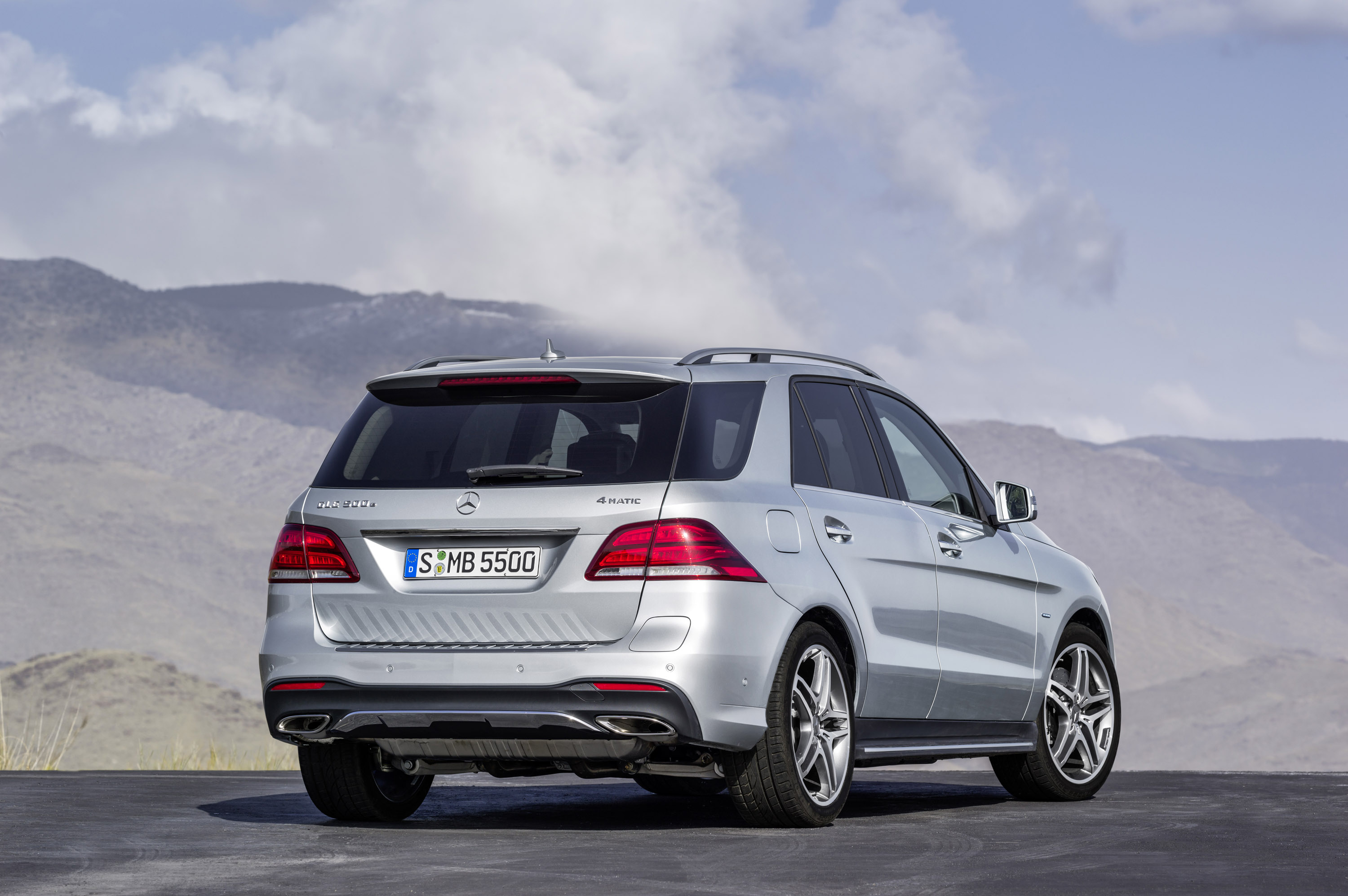Mercedes-Benz GLE photo #30