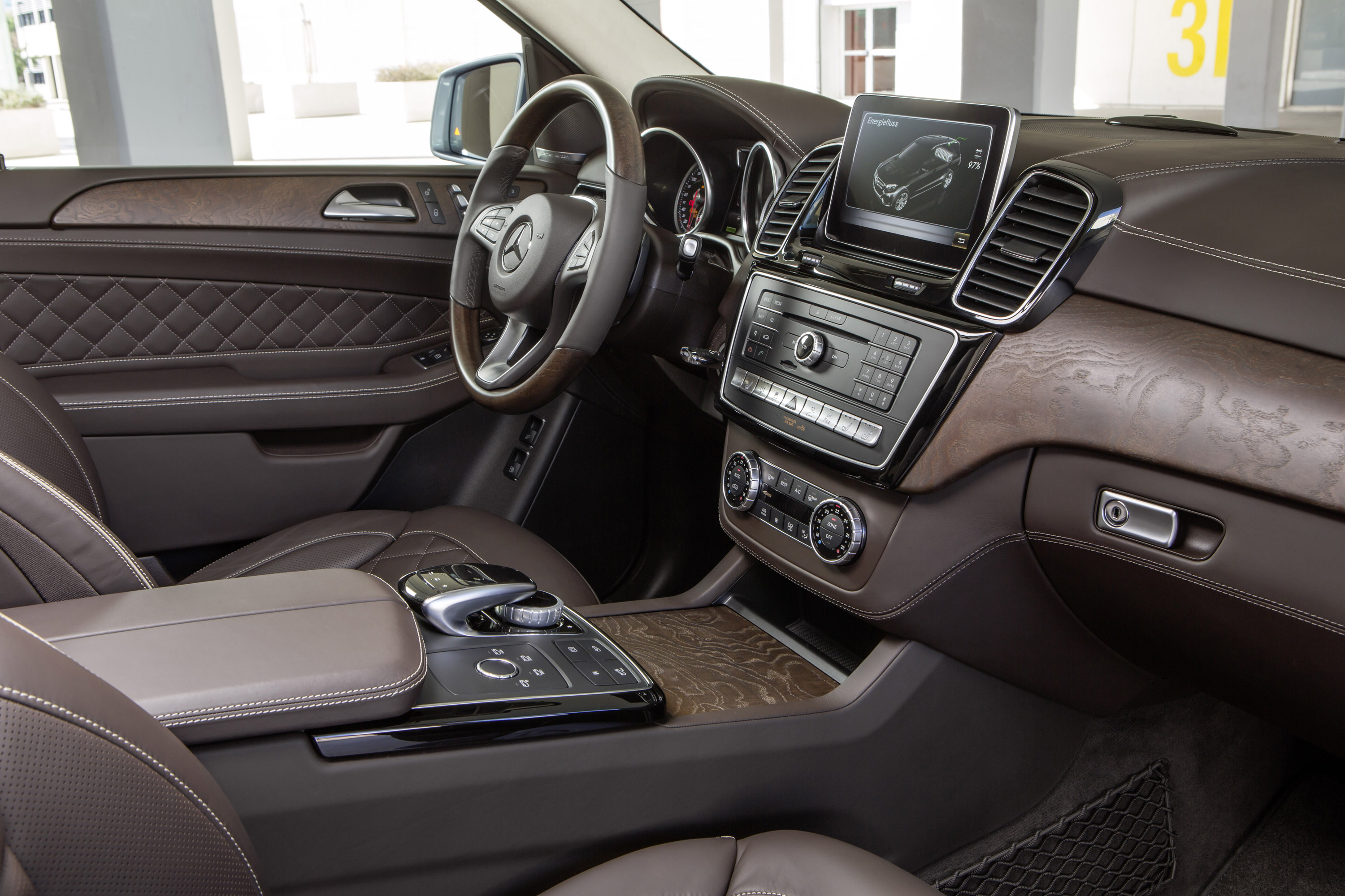 Mercedes-Benz GLE photo #43