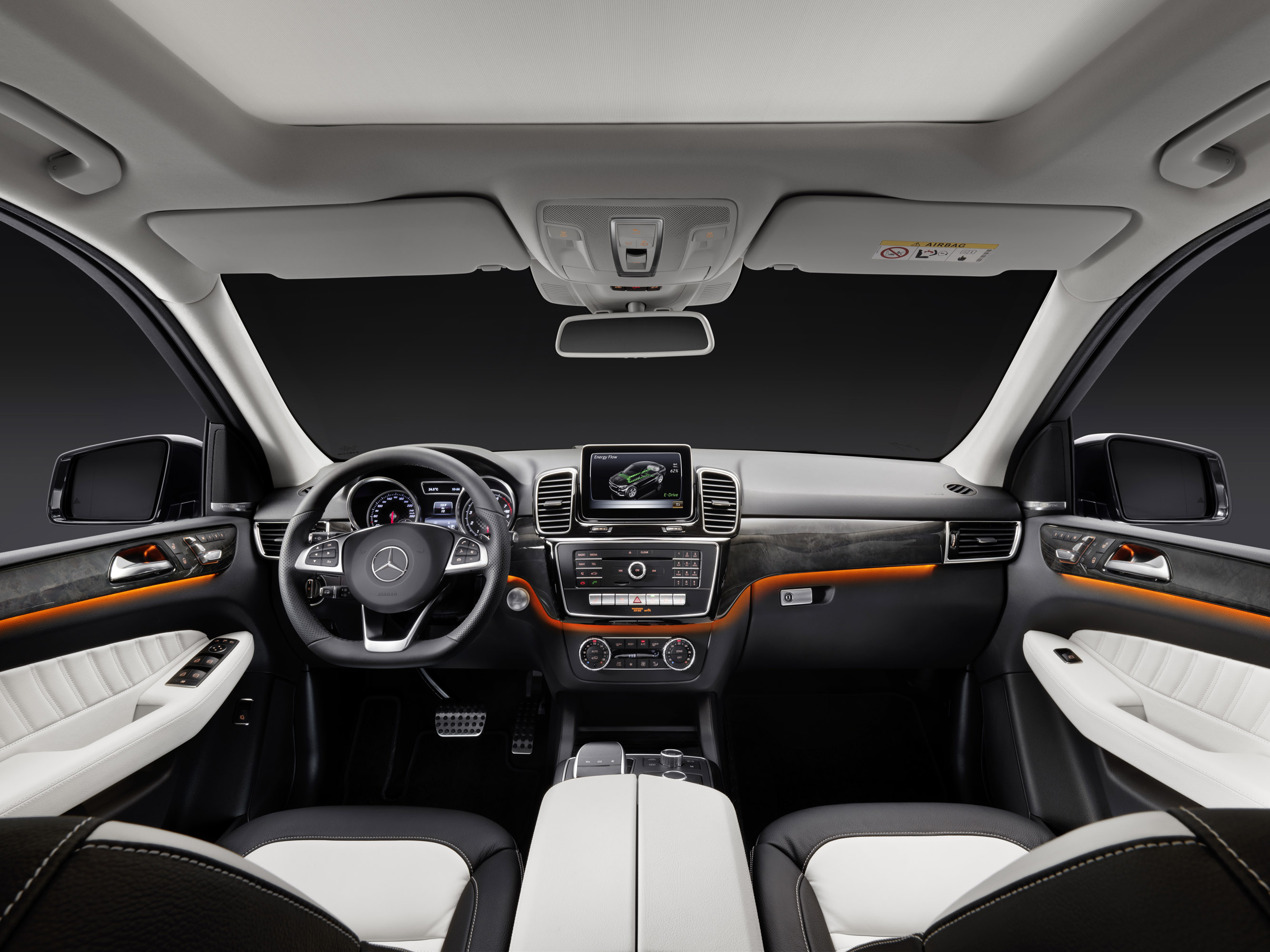 Mercedes-Benz GLE photo #45