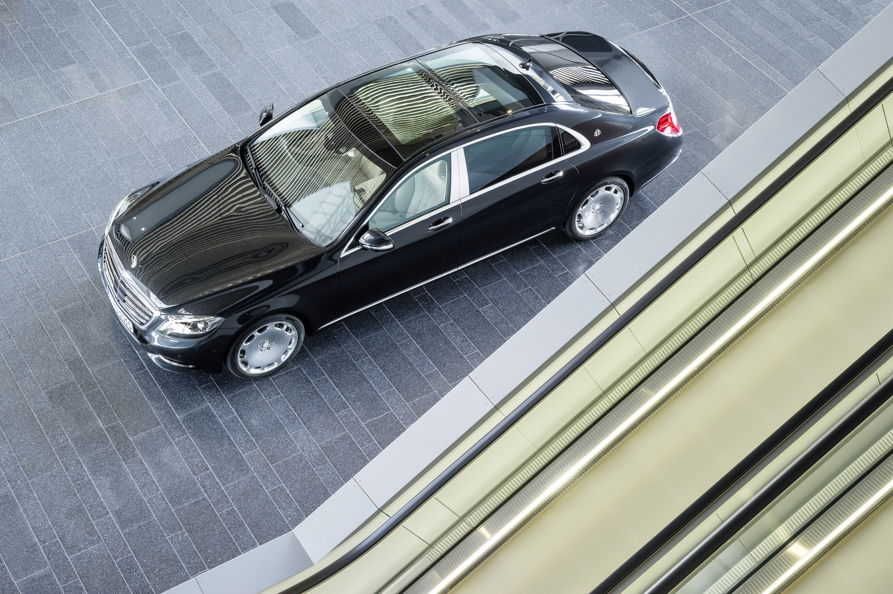 Mercedes-Benz S-Class Maybach photo #2