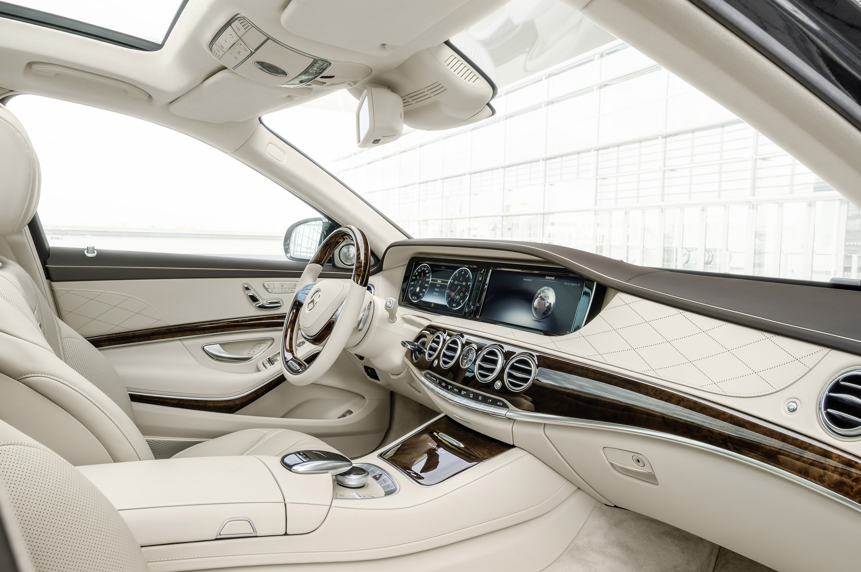 Mercedes-Benz S-Class Maybach photo #45