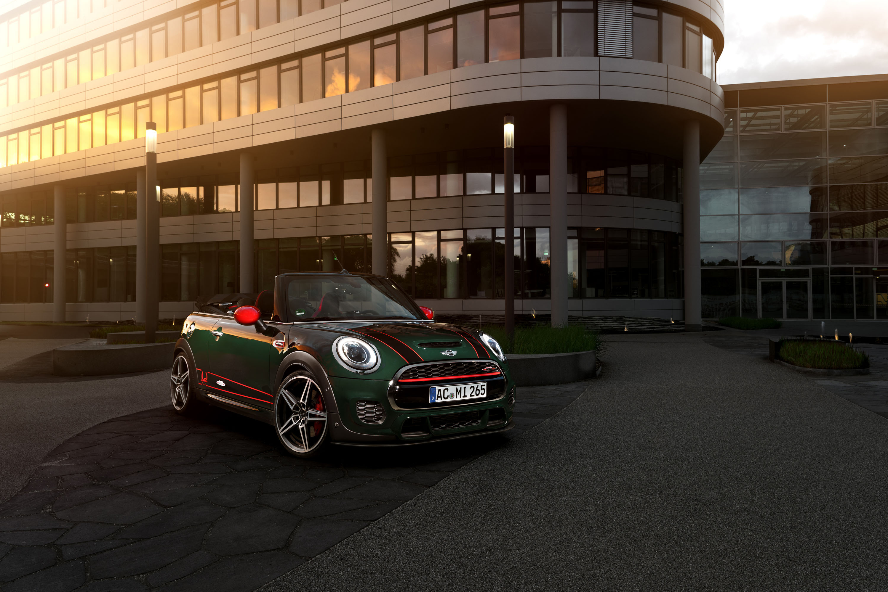 Mini Cooper F57 photo #18