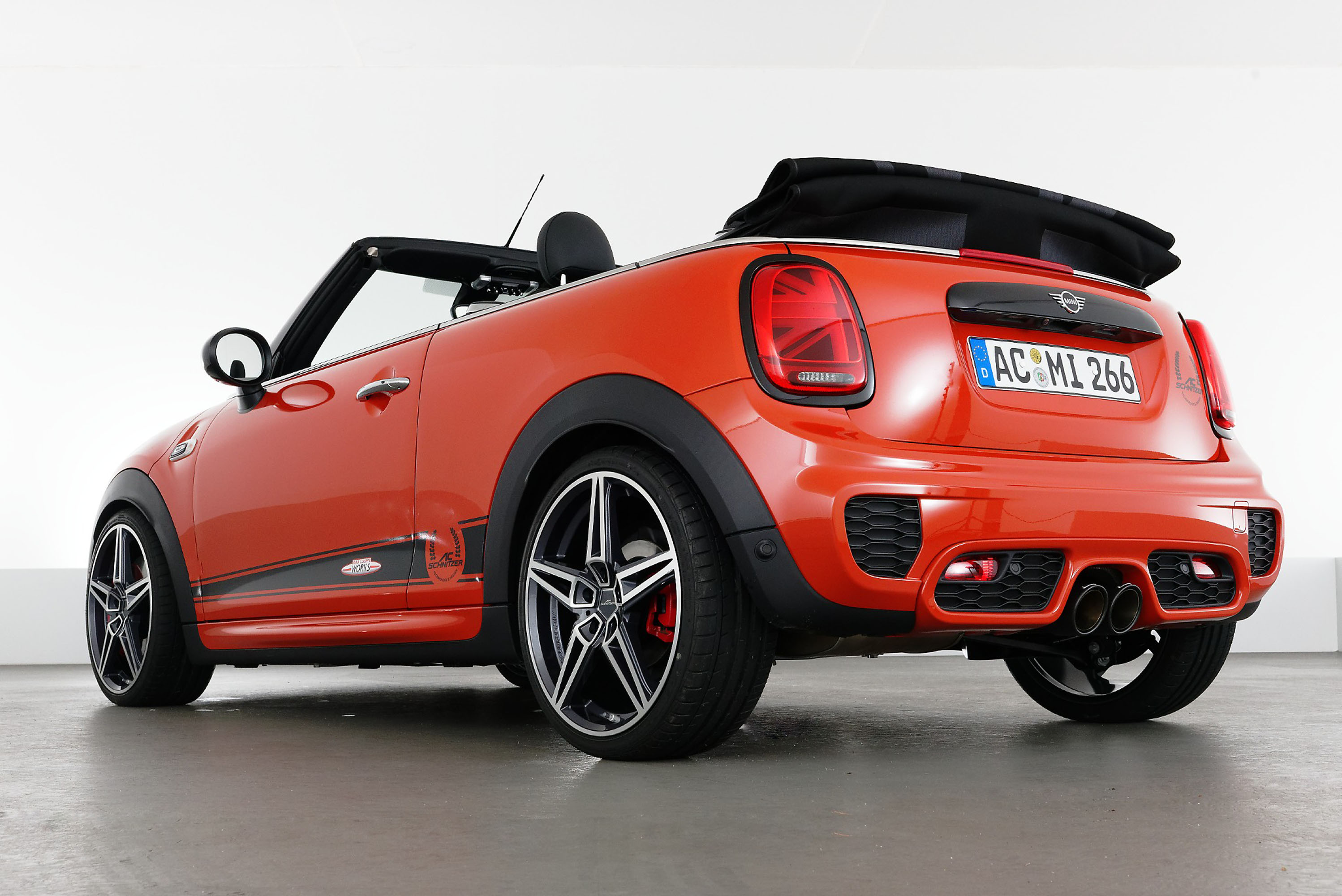 Mini Cooper F57 photo #25