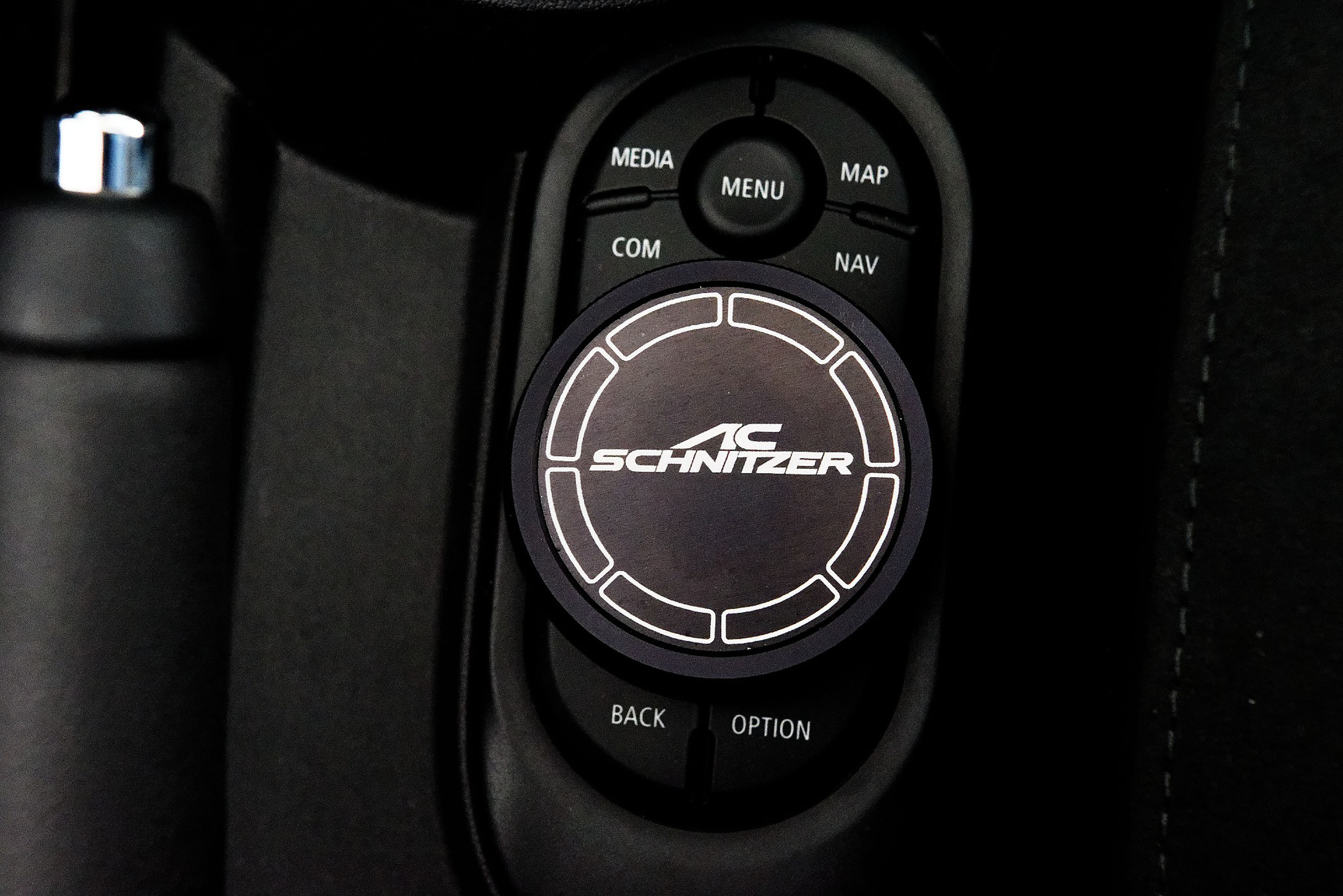 Mini Cooper F57 photo #30