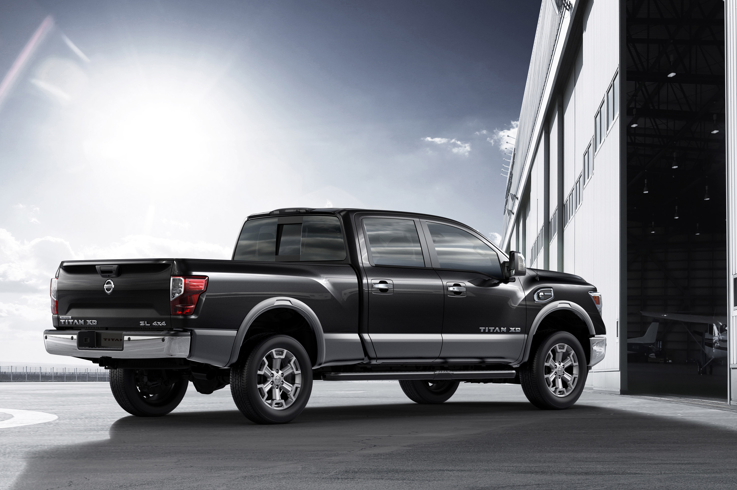 Nissan Titan XD photo #17
