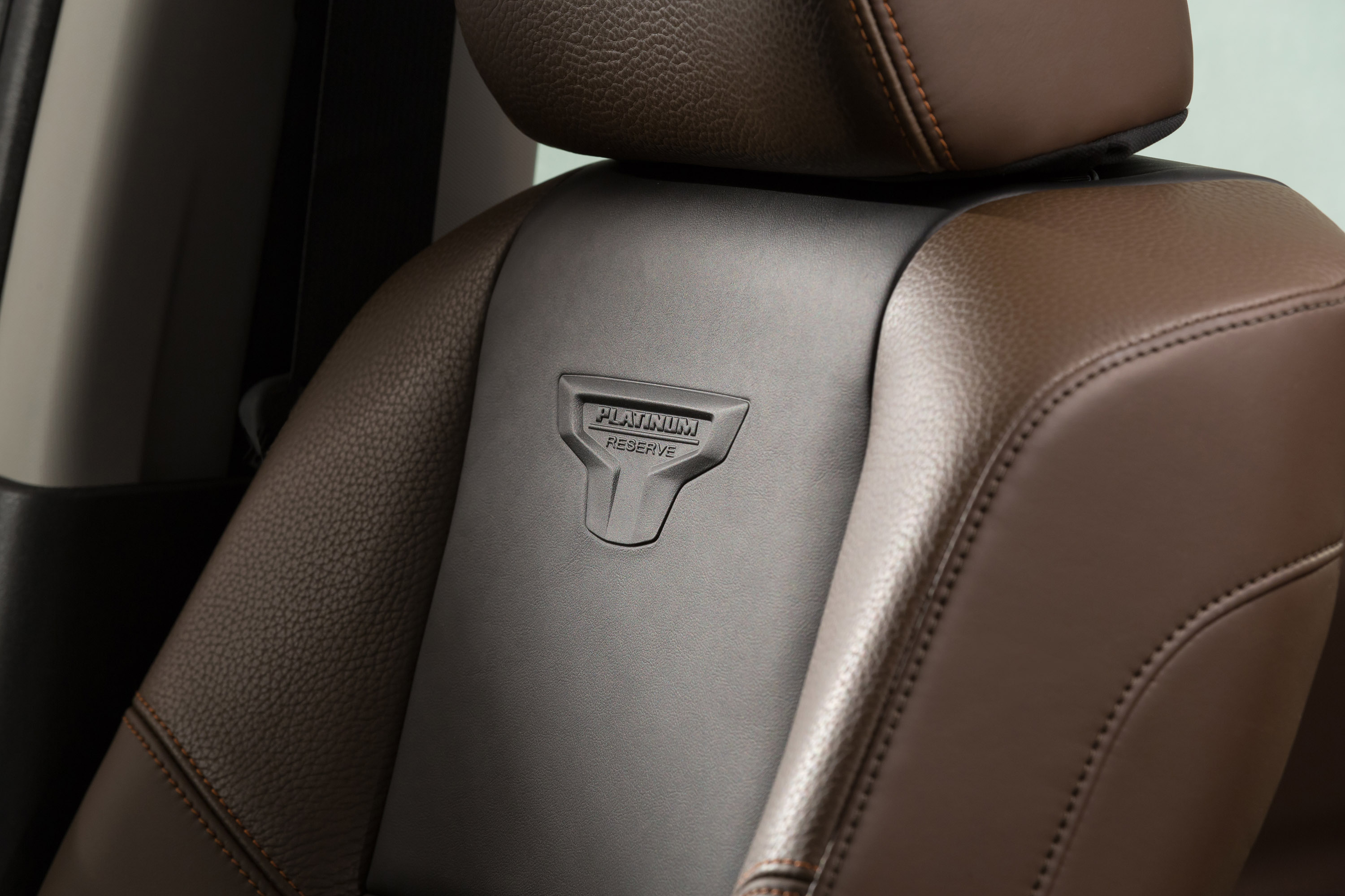 Nissan Titan XD photo #41