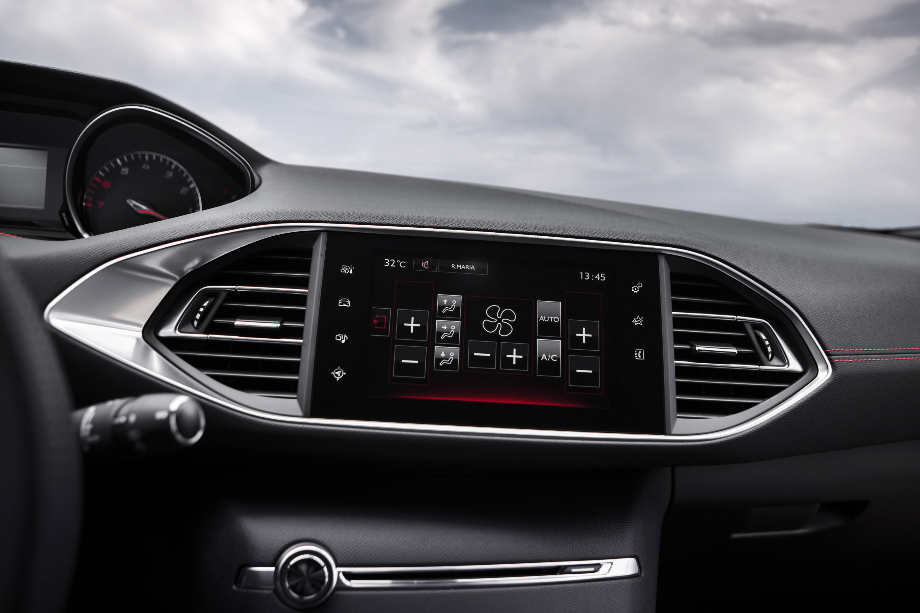 Peugeot 308 GTi photo #43