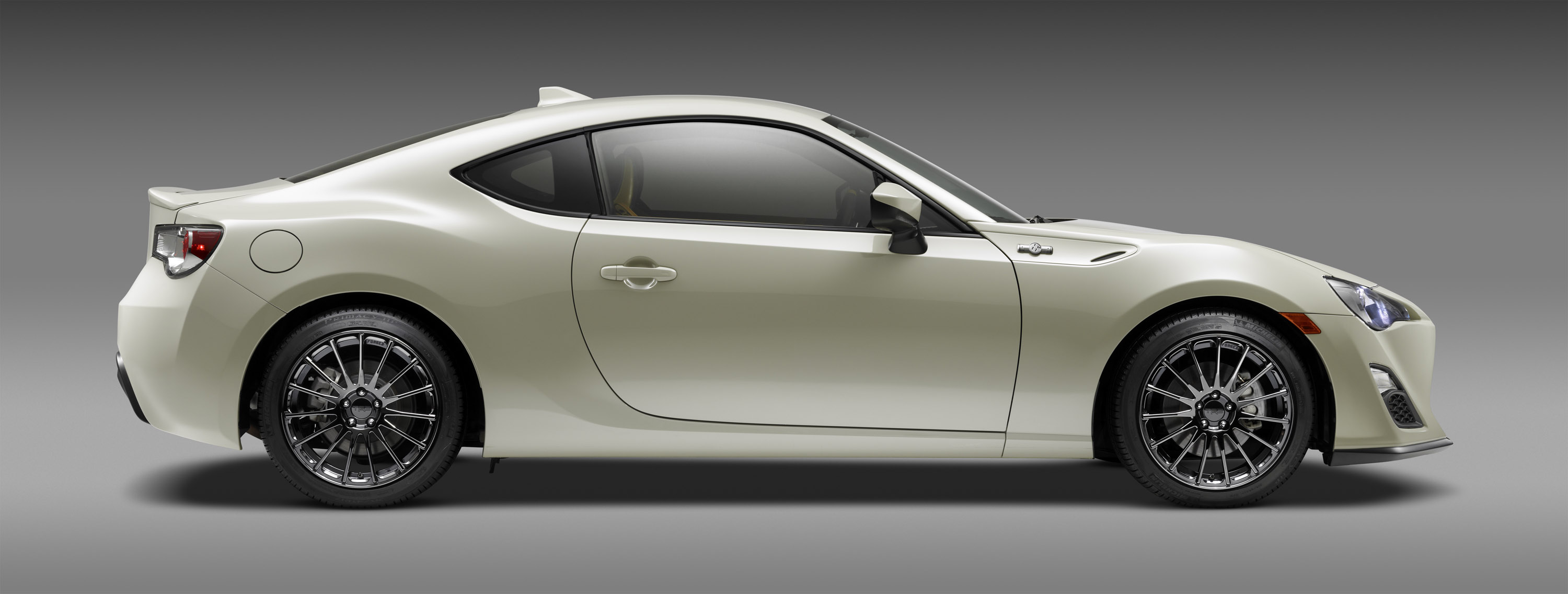 Scion FR-S Release Series 2.0 photo #3