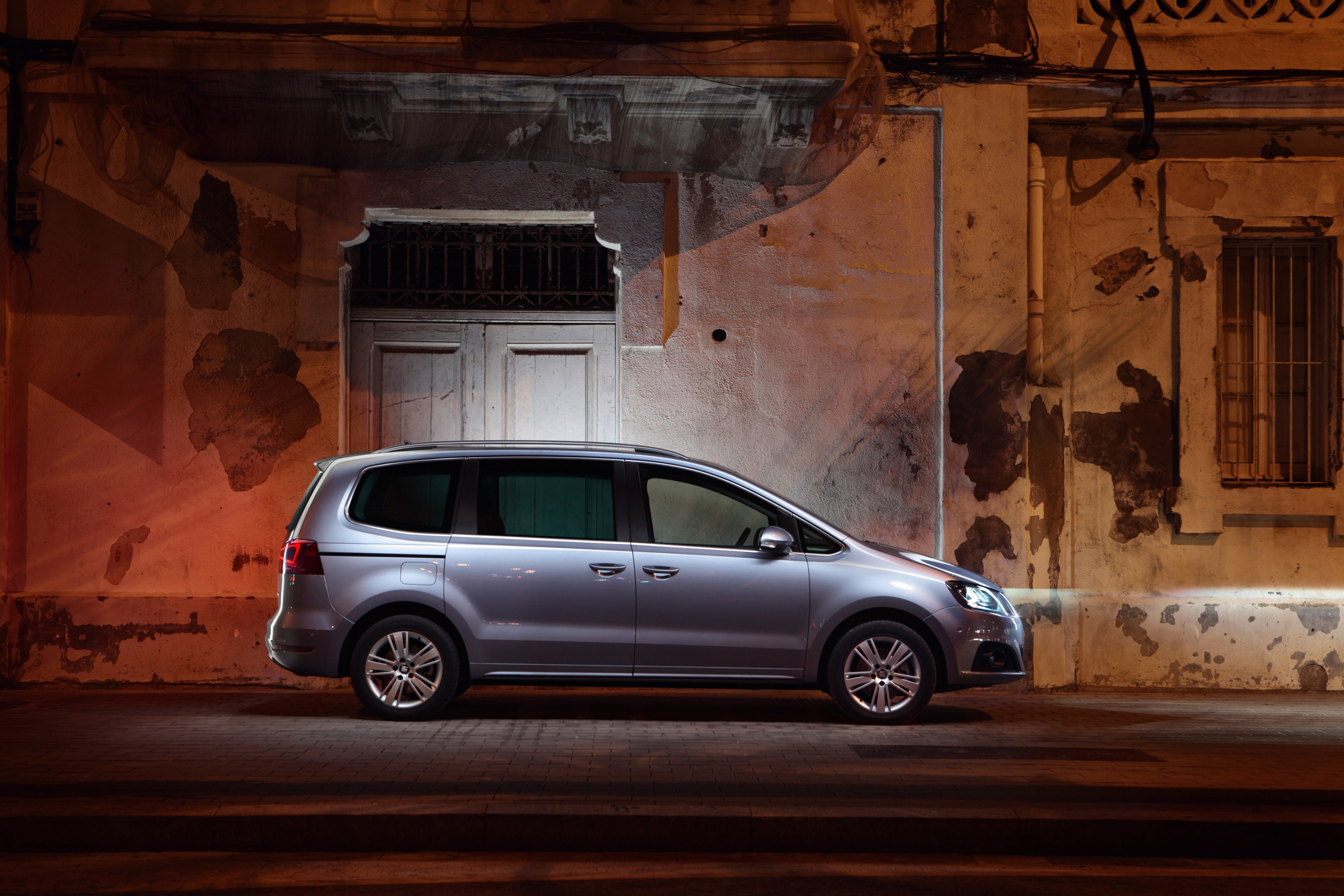 Seat Alhambra 2016