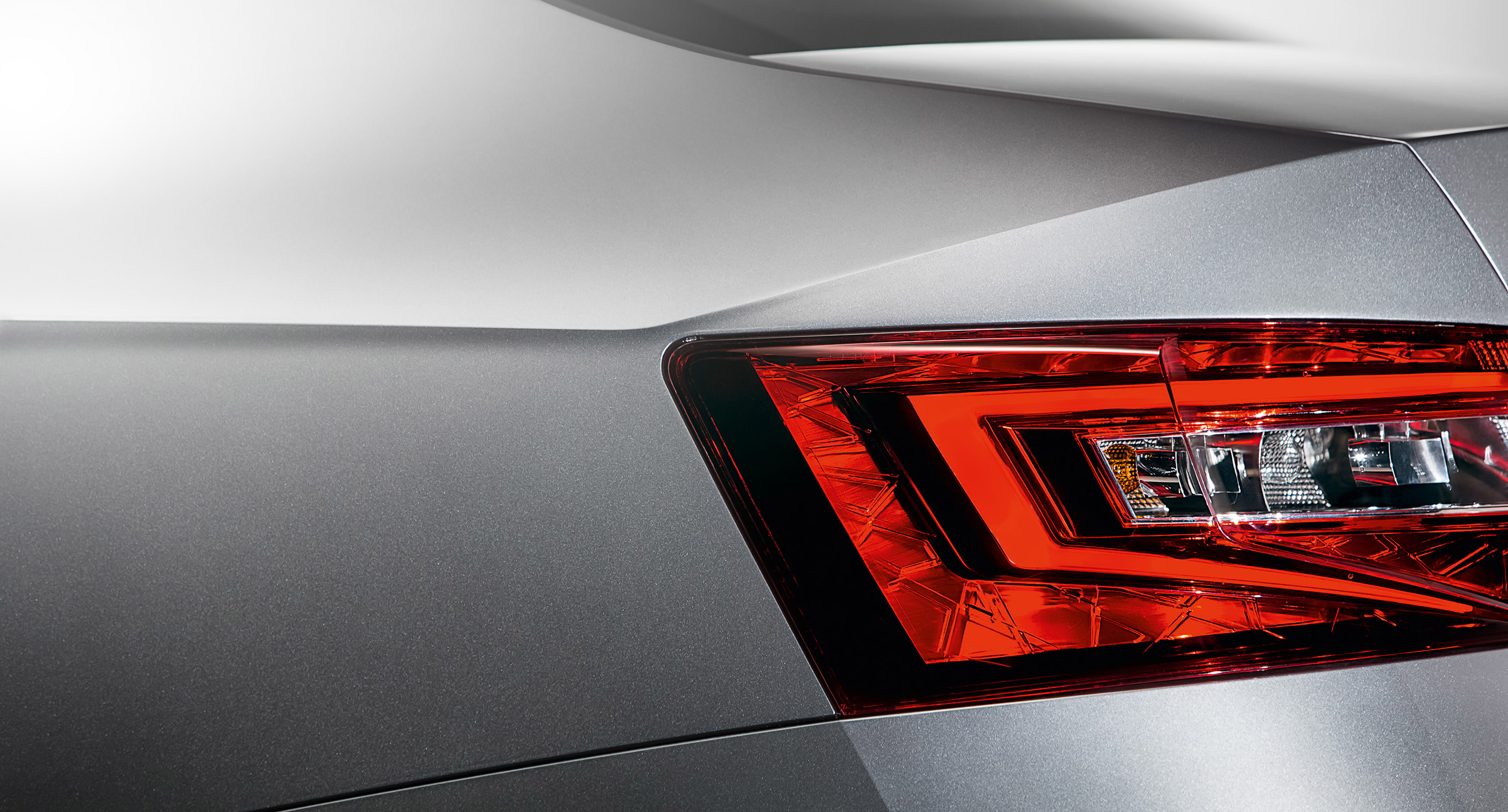 Skoda Superb photo #17