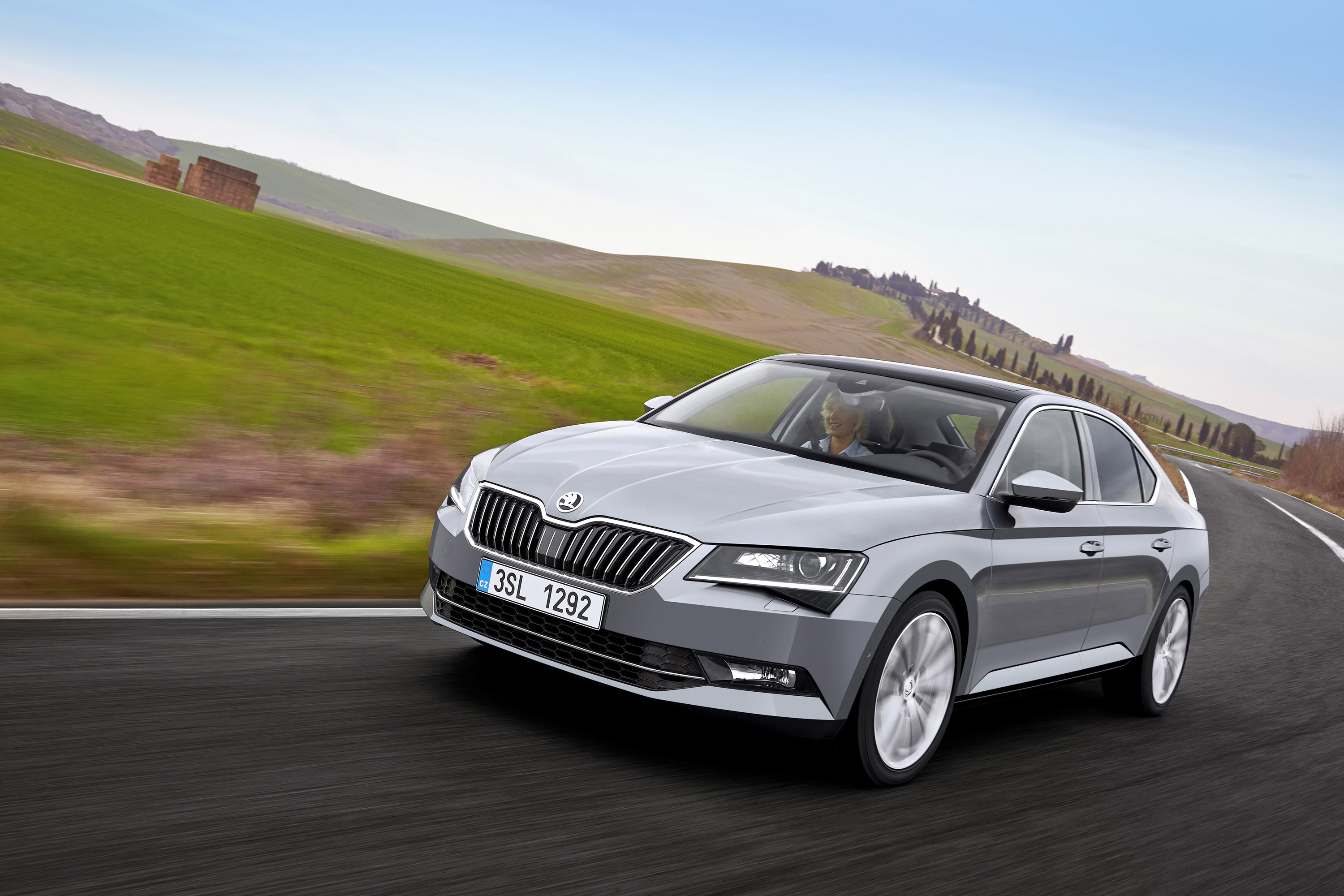 Skoda Superb photo #29