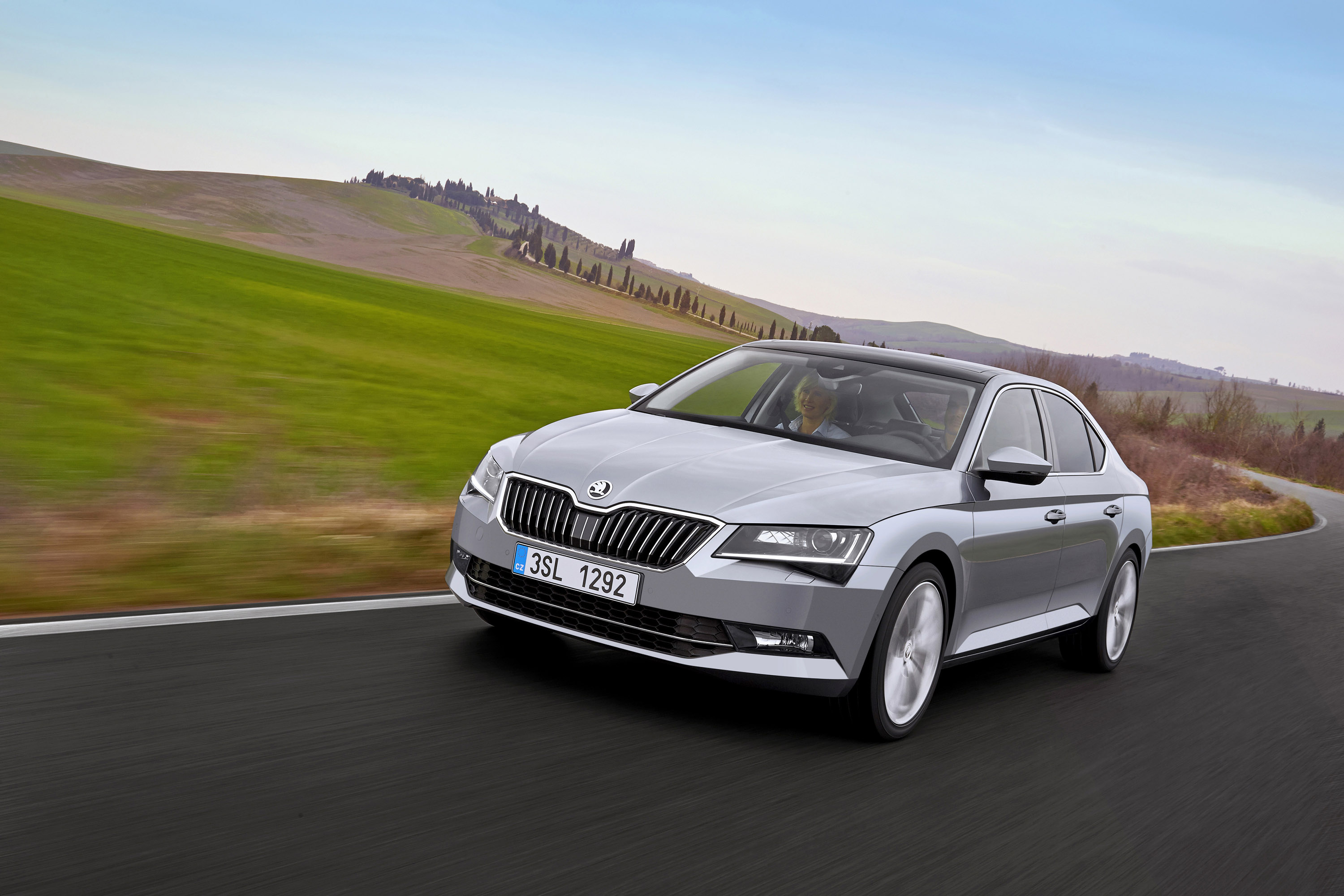 Skoda Superb photo #32