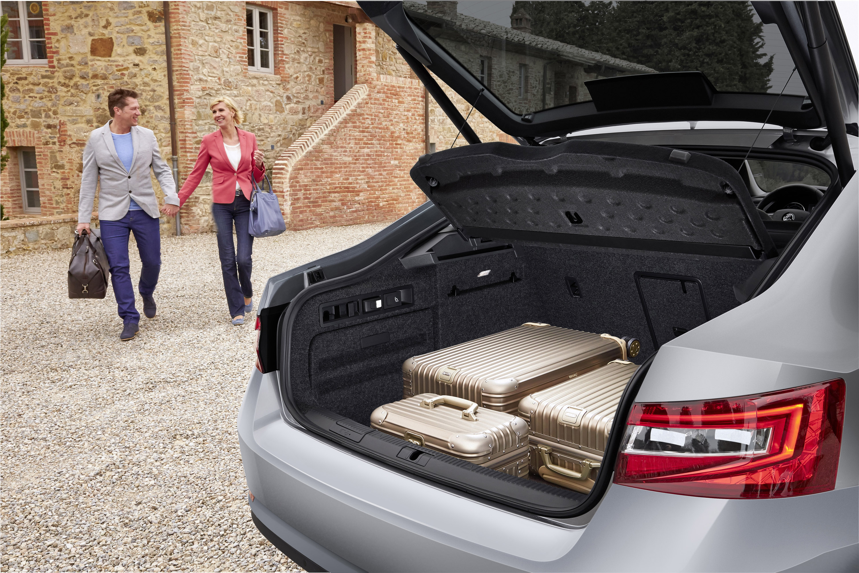 Skoda Superb photo #53