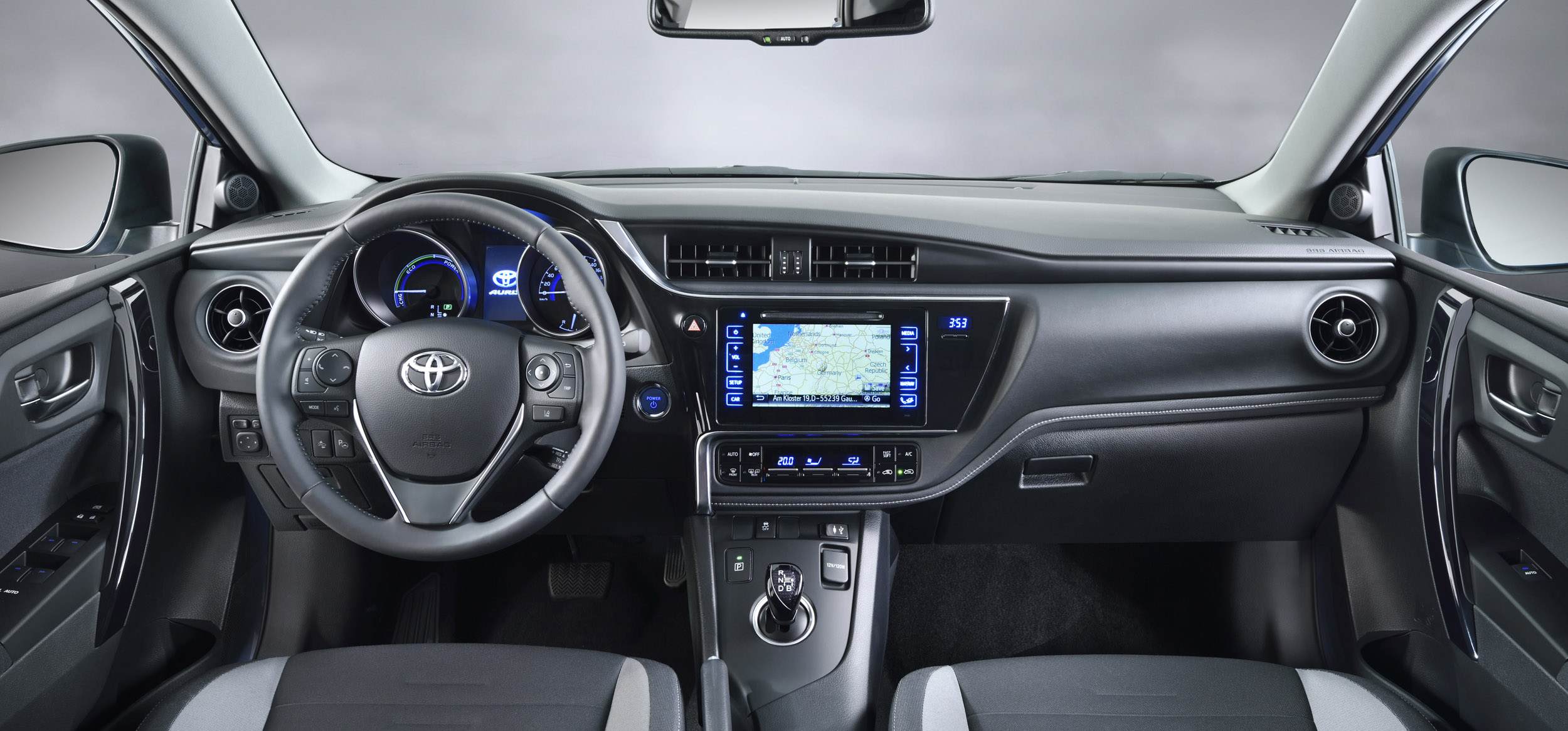Toyota Auris photo #3
