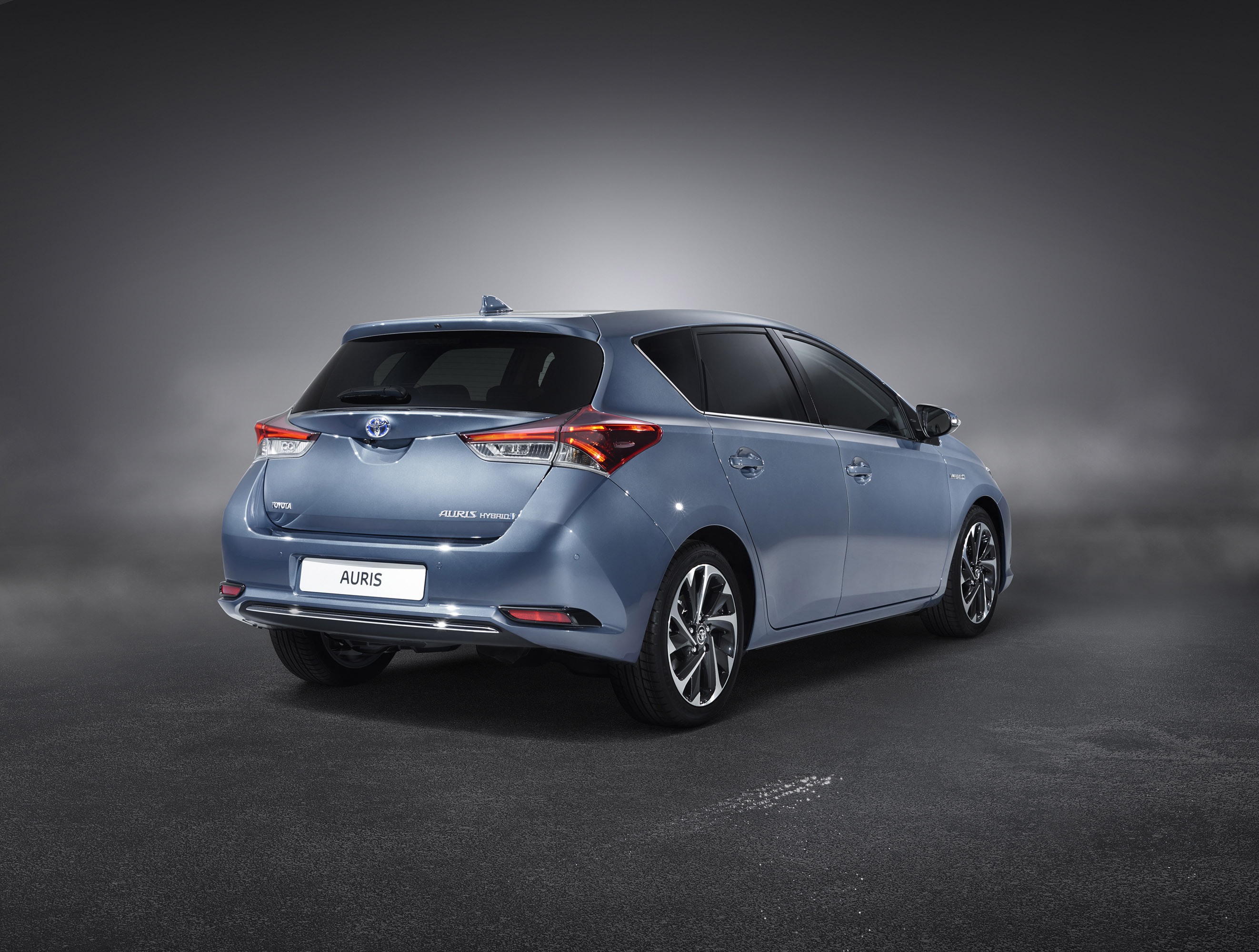 Toyota Auris photo #24