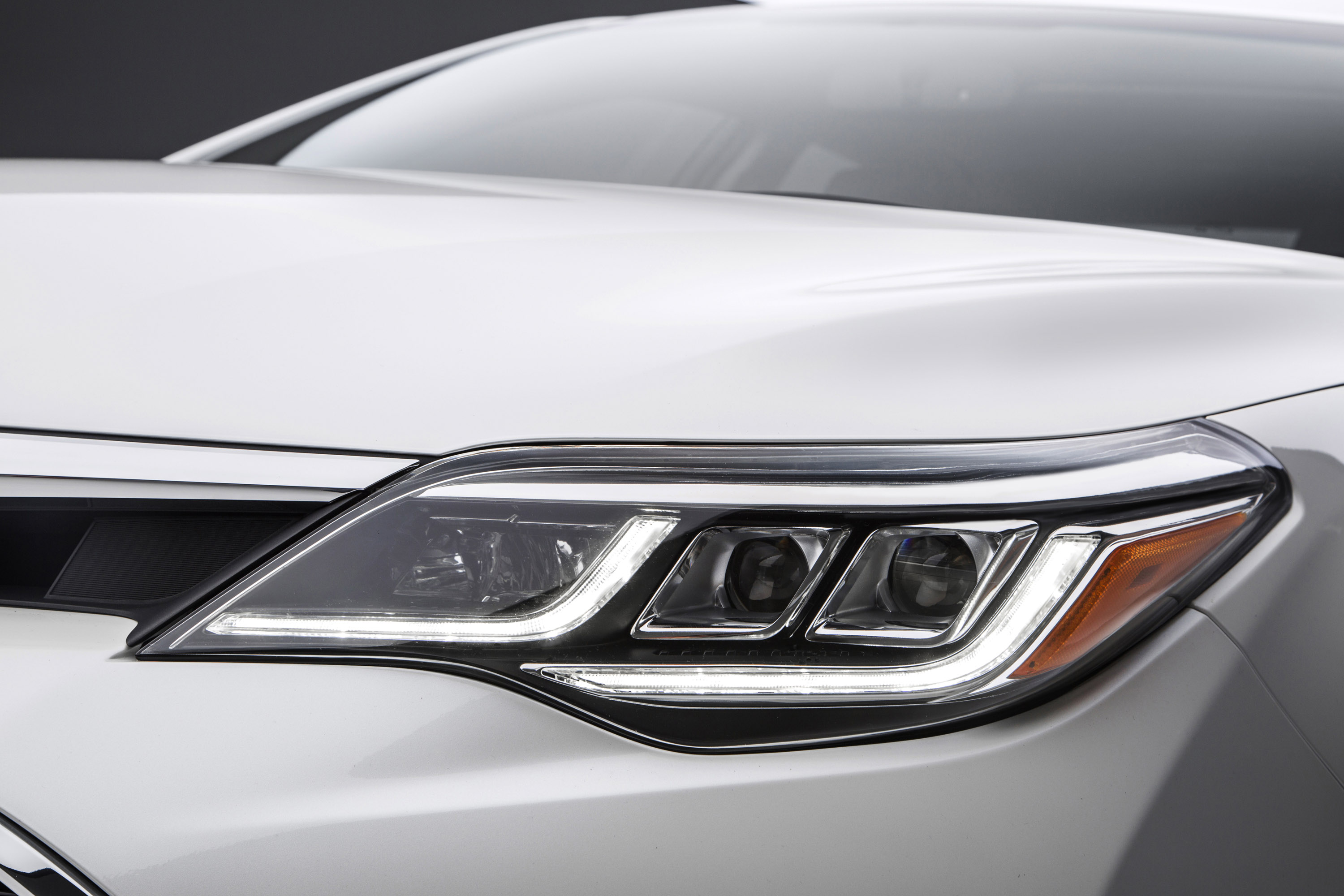 Toyota Avalon photo #10