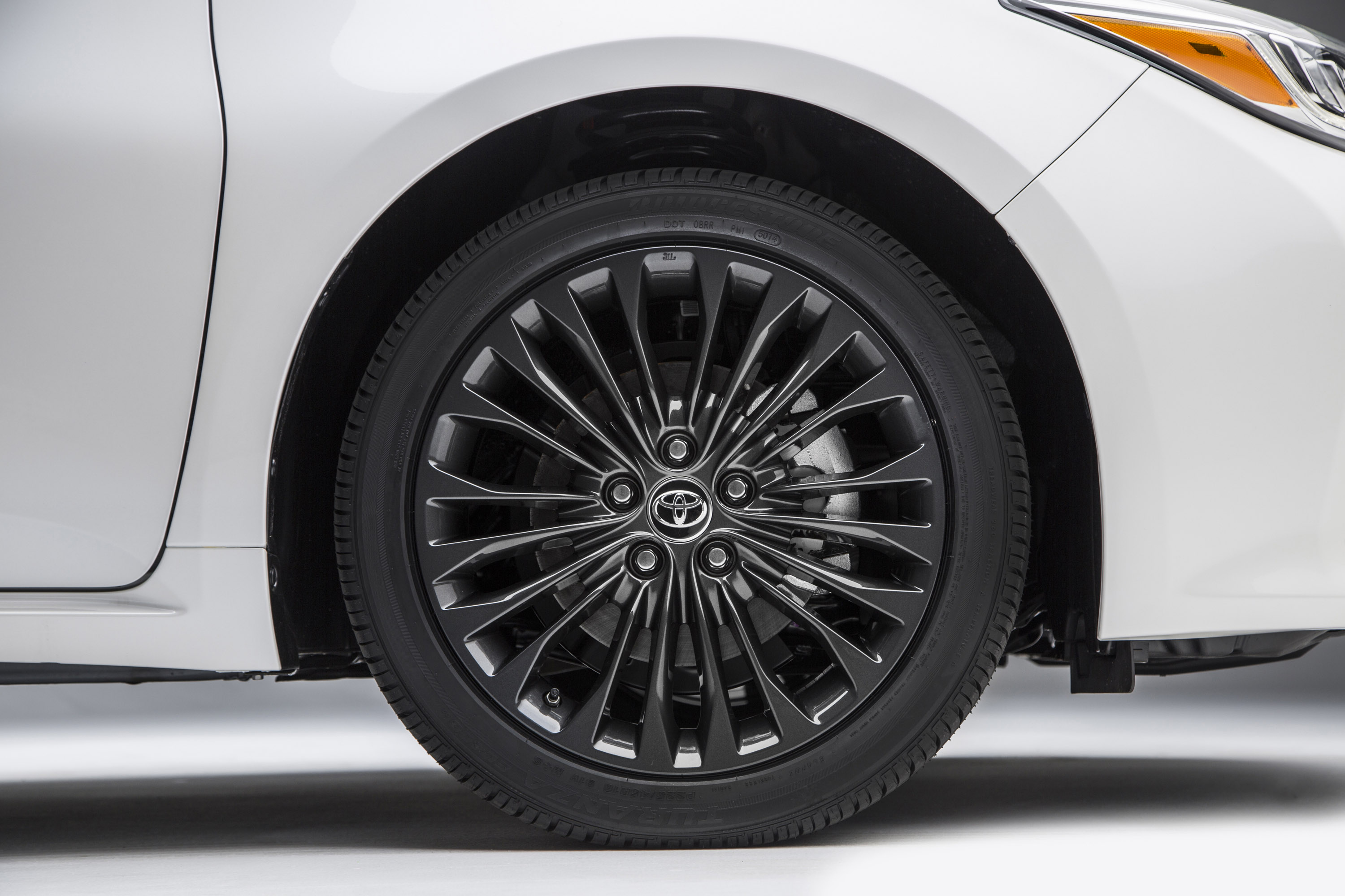 Toyota Avalon photo #13