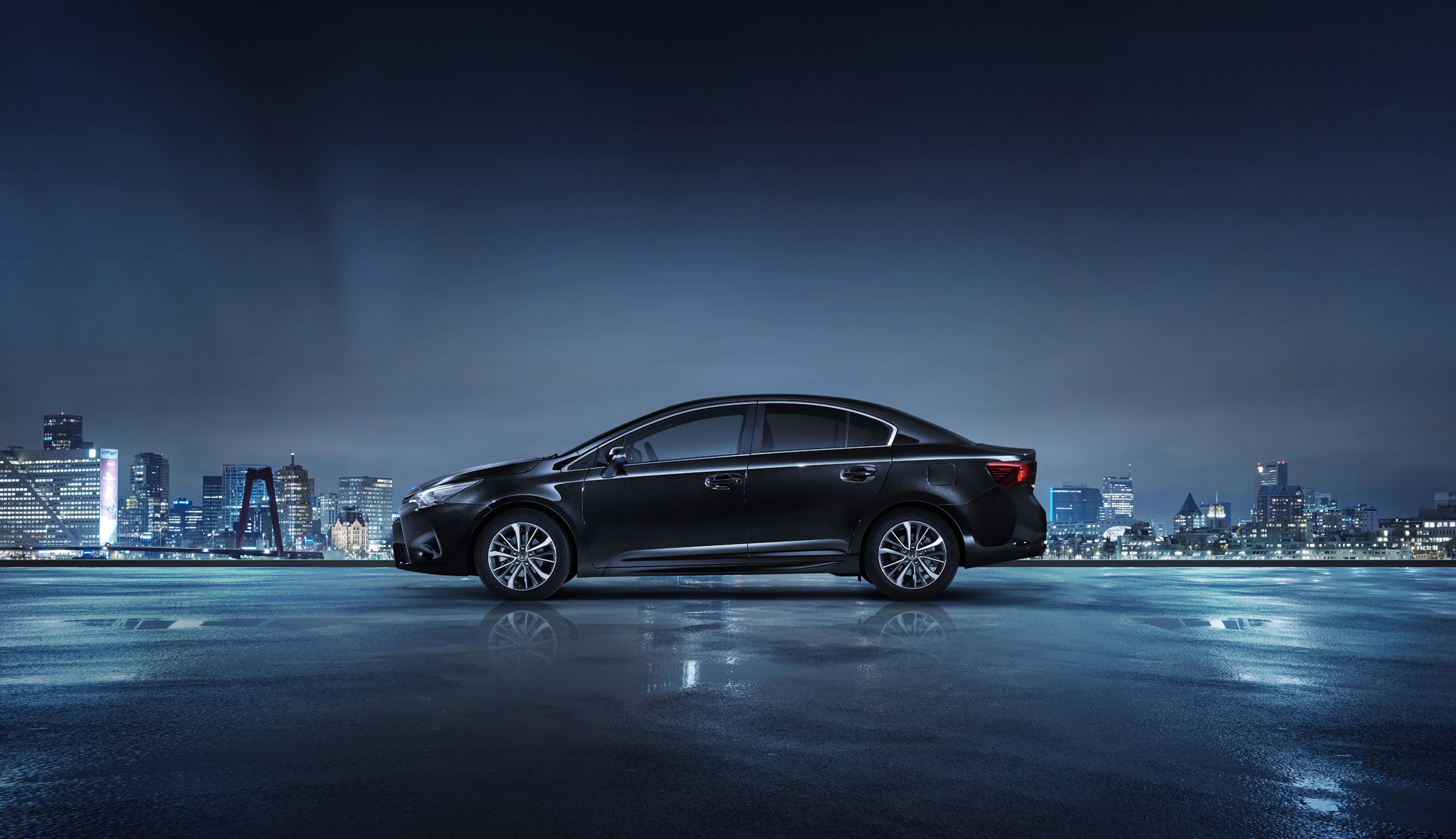 Toyota Avensis photo #18