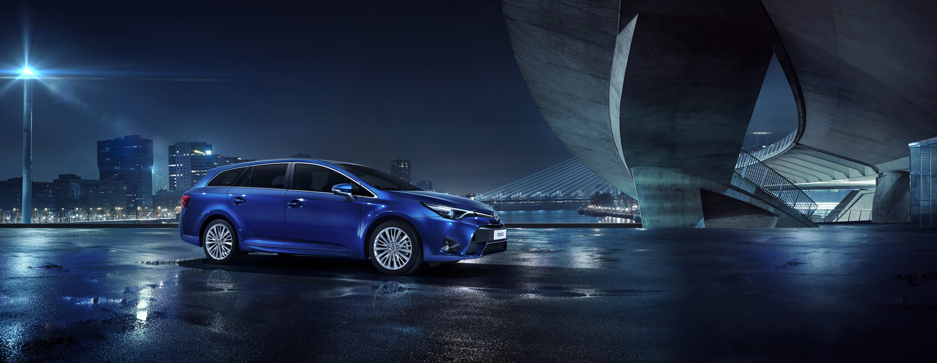 Toyota Avensis photo #19