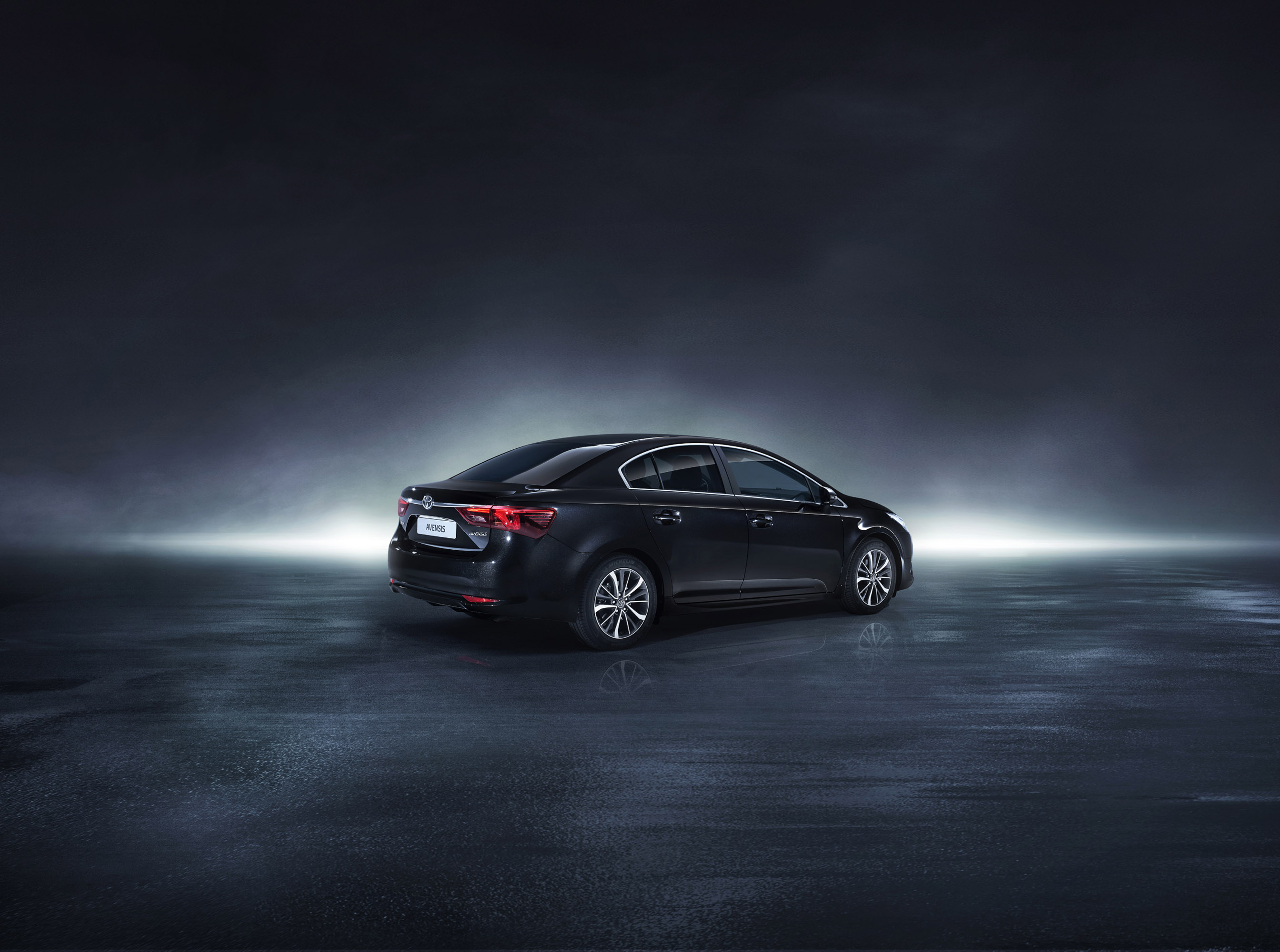 Toyota Avensis photo #23