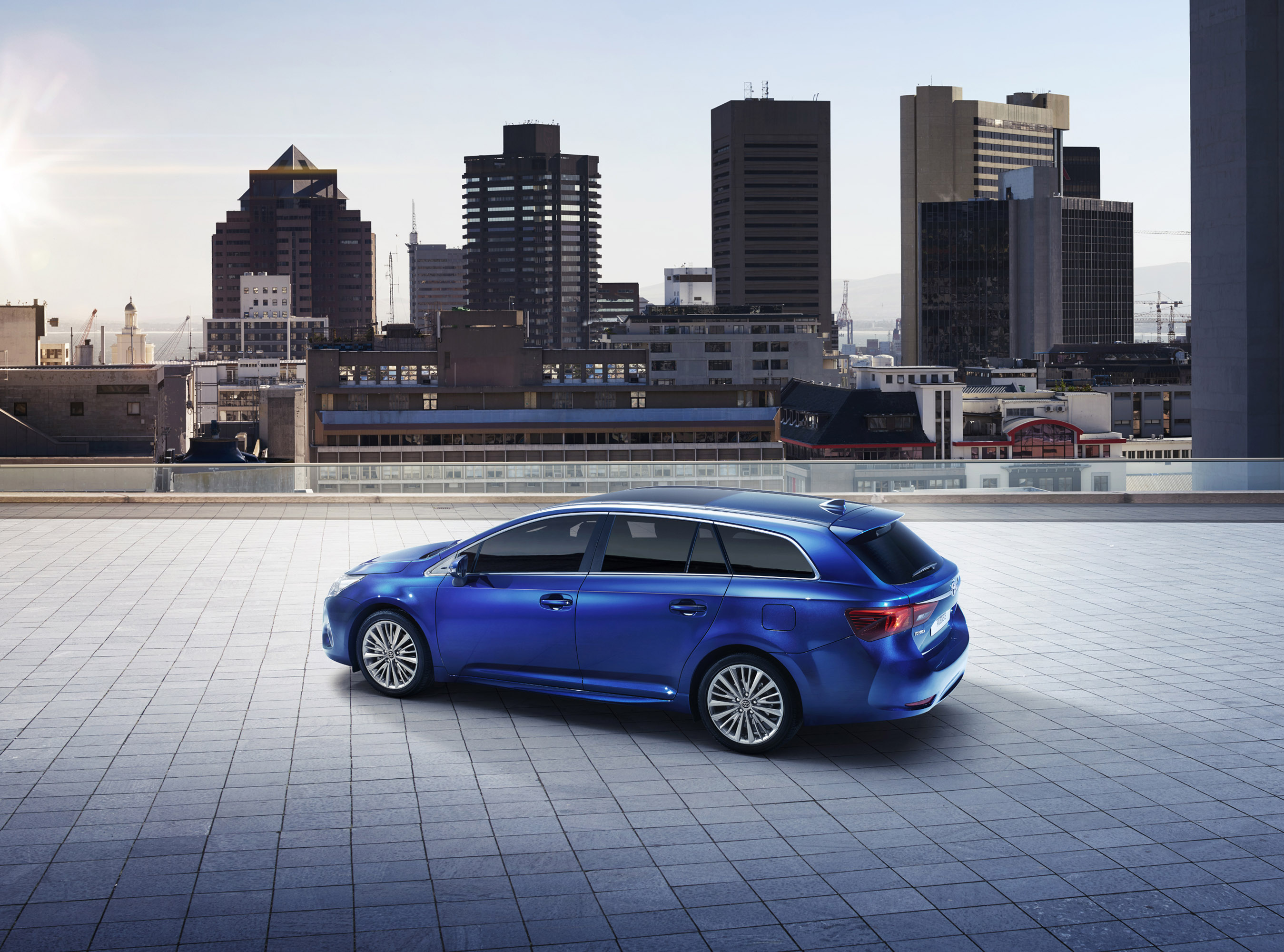 Toyota Avensis photo #25