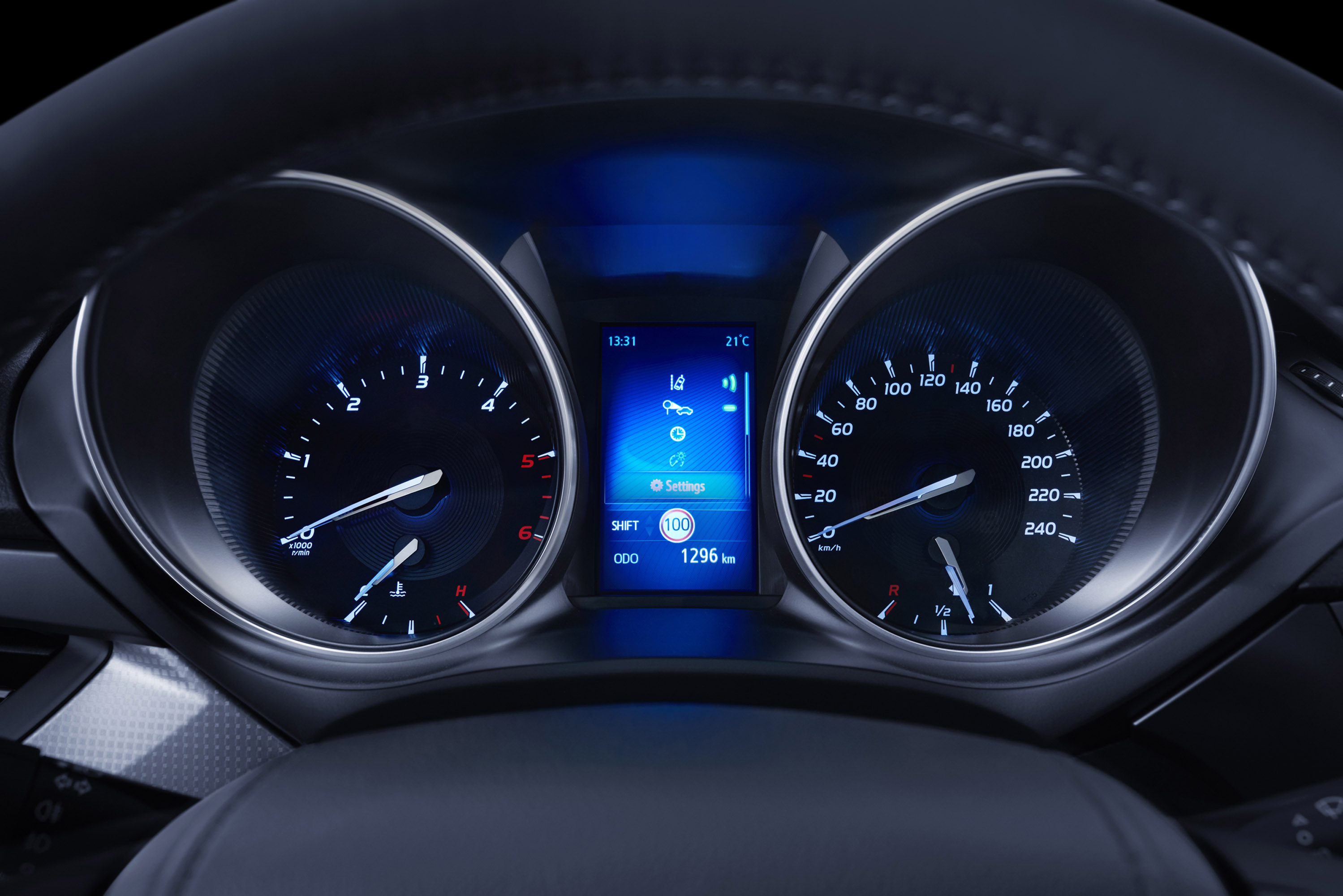 Toyota Avensis photo #32
