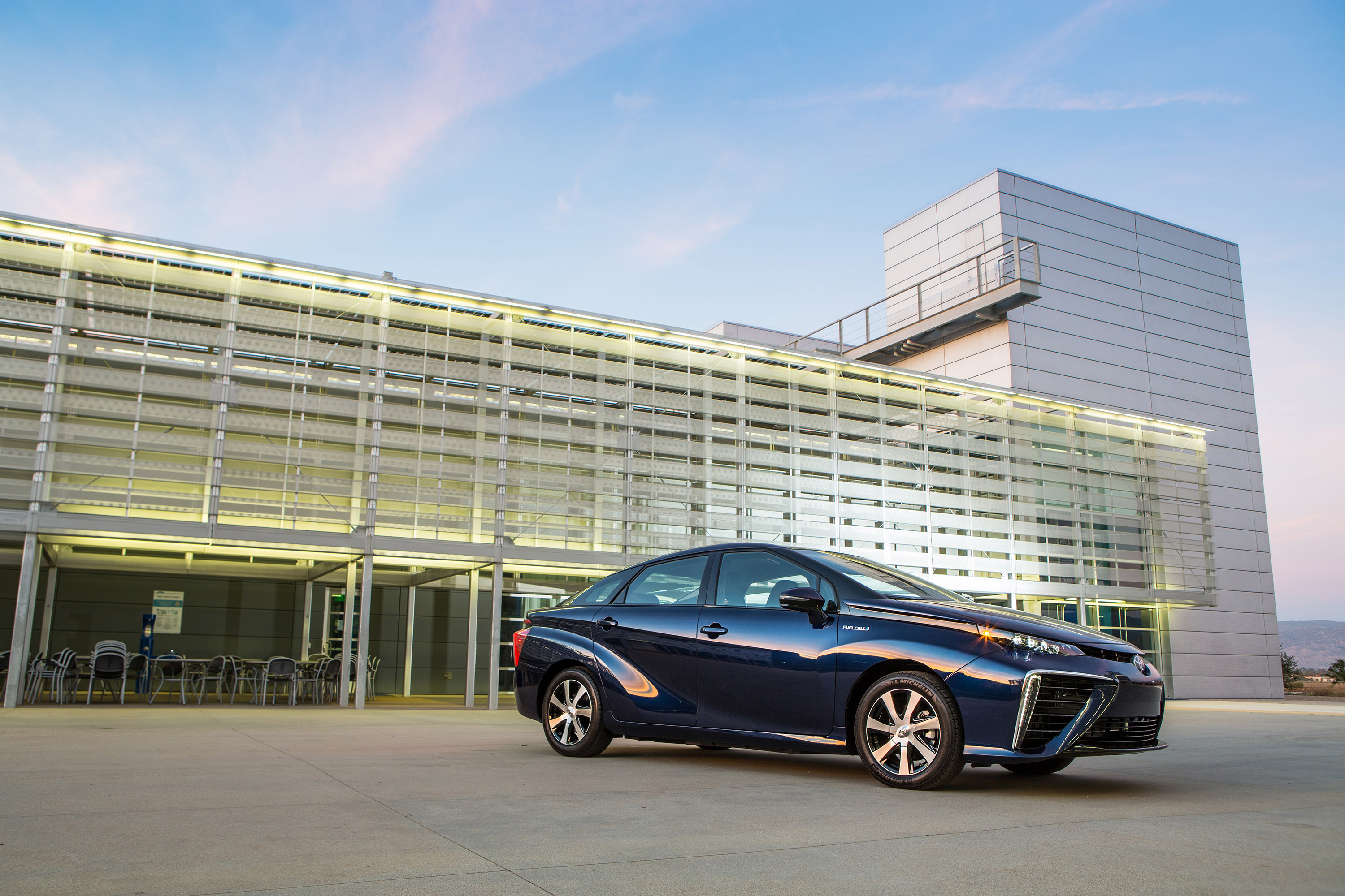 Toyota Mirai photo #21