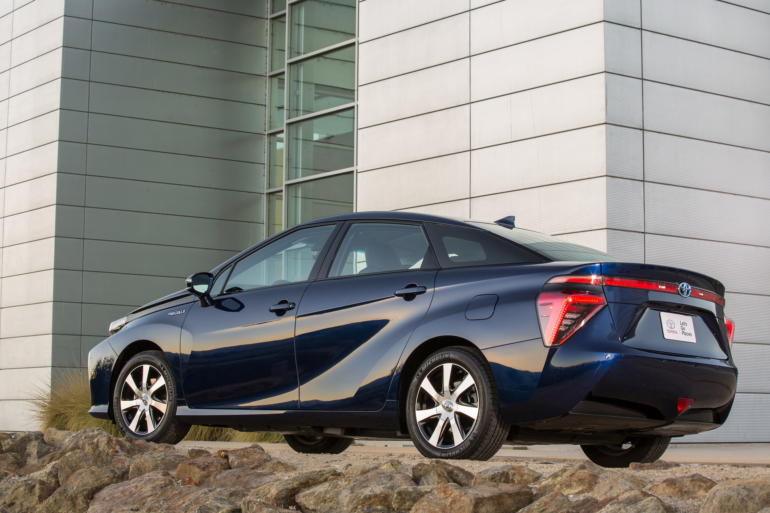 Toyota Mirai photo #37