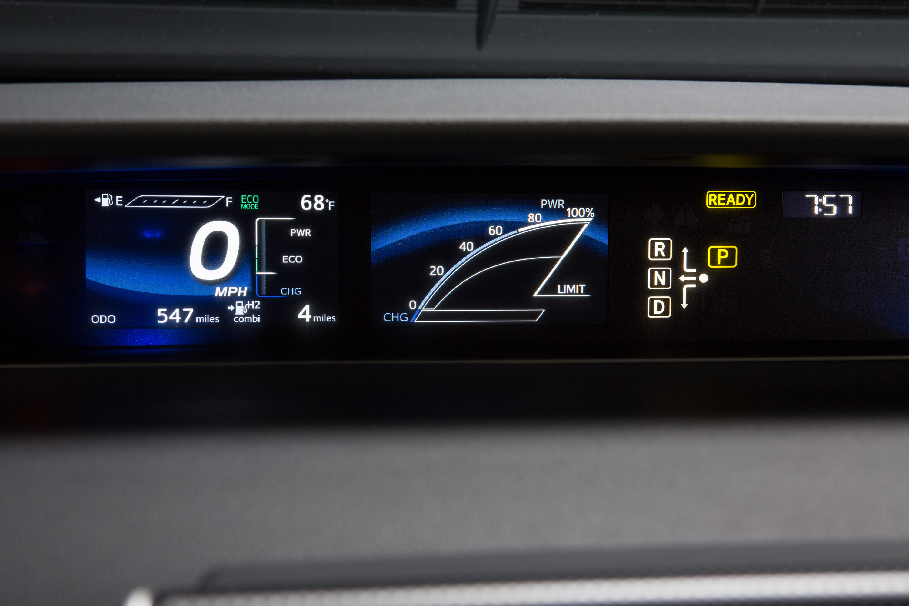 Toyota Mirai photo #48