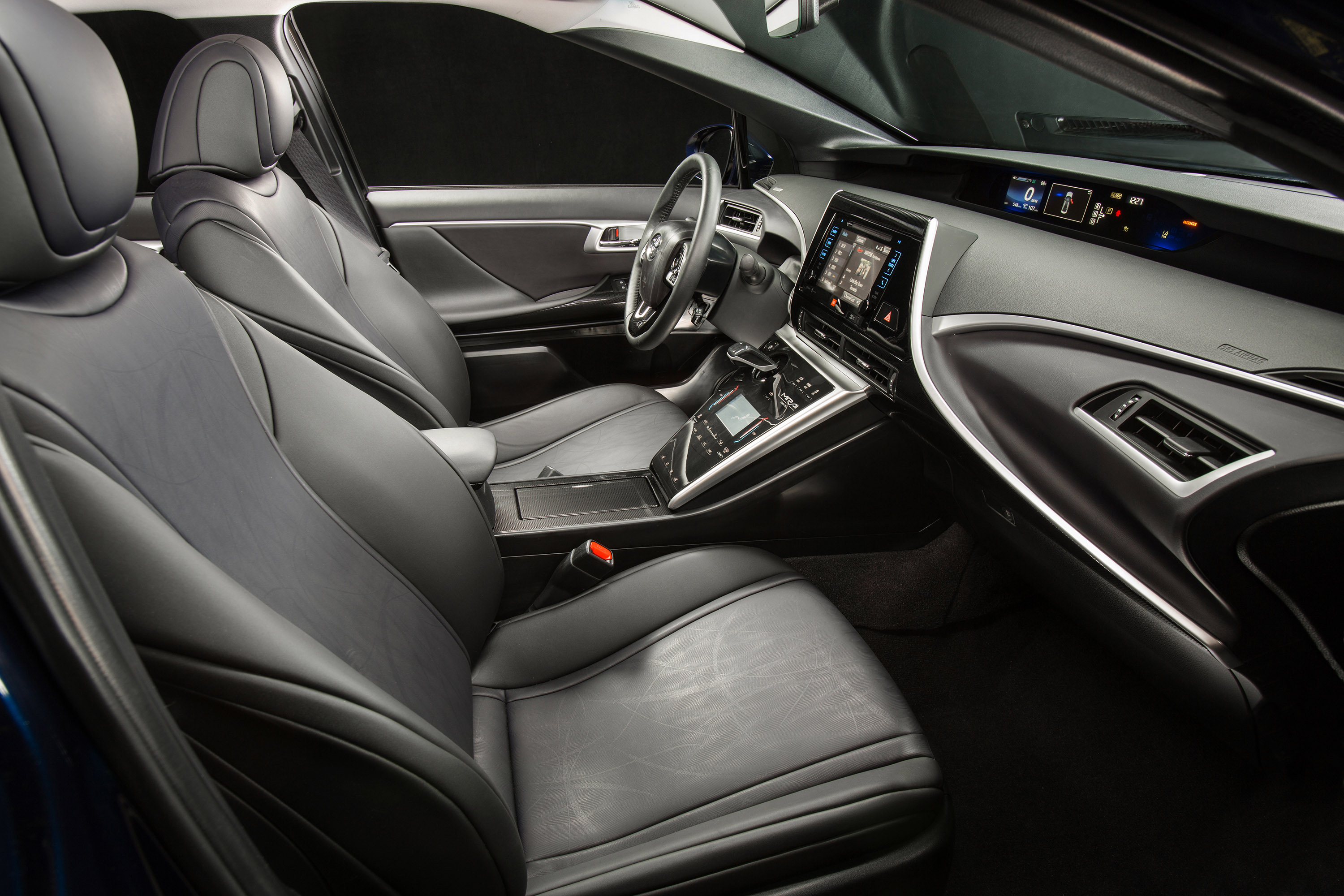 Toyota Mirai photo #54