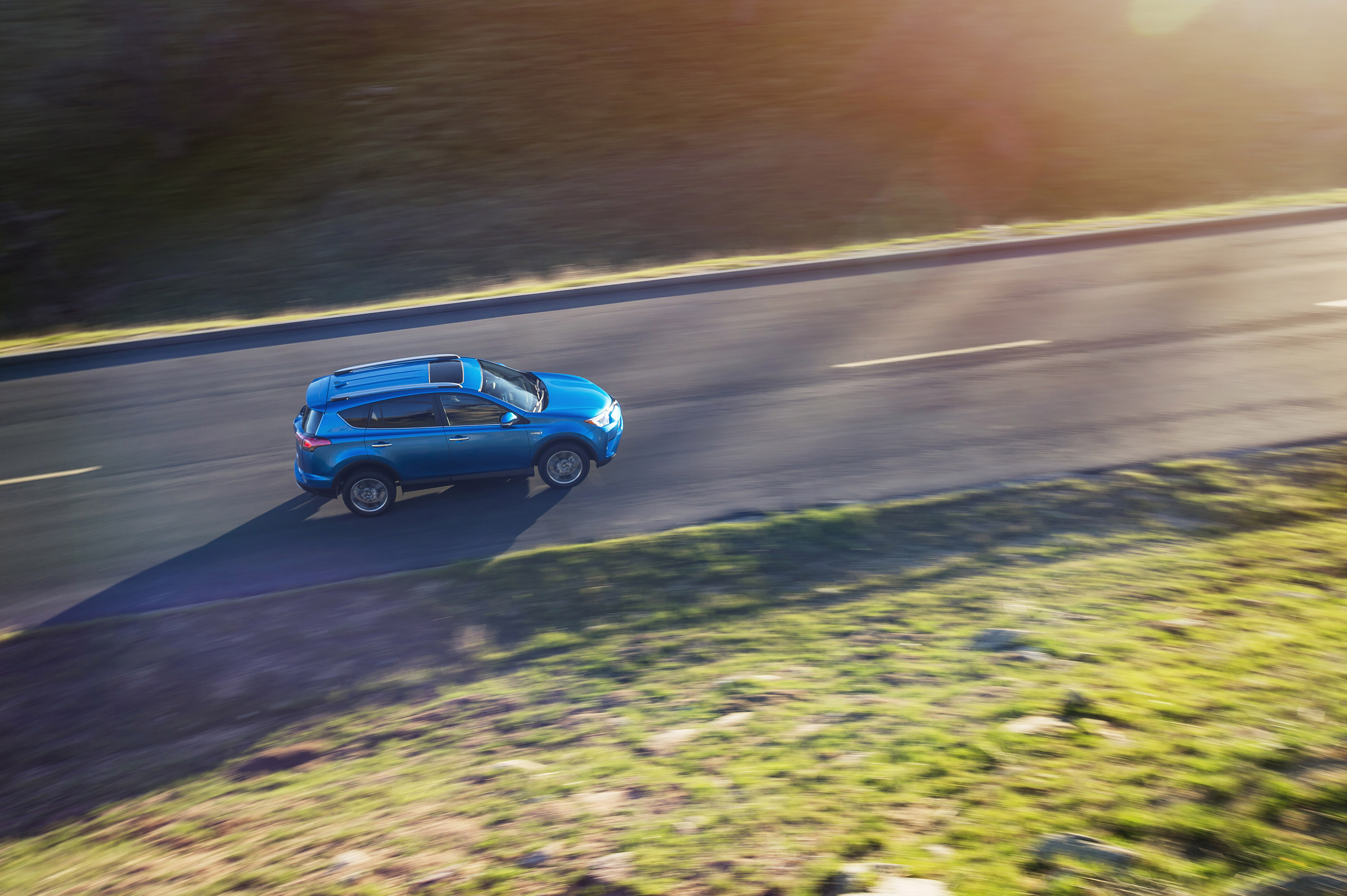 Toyota RAV4 Hybrid photo #16