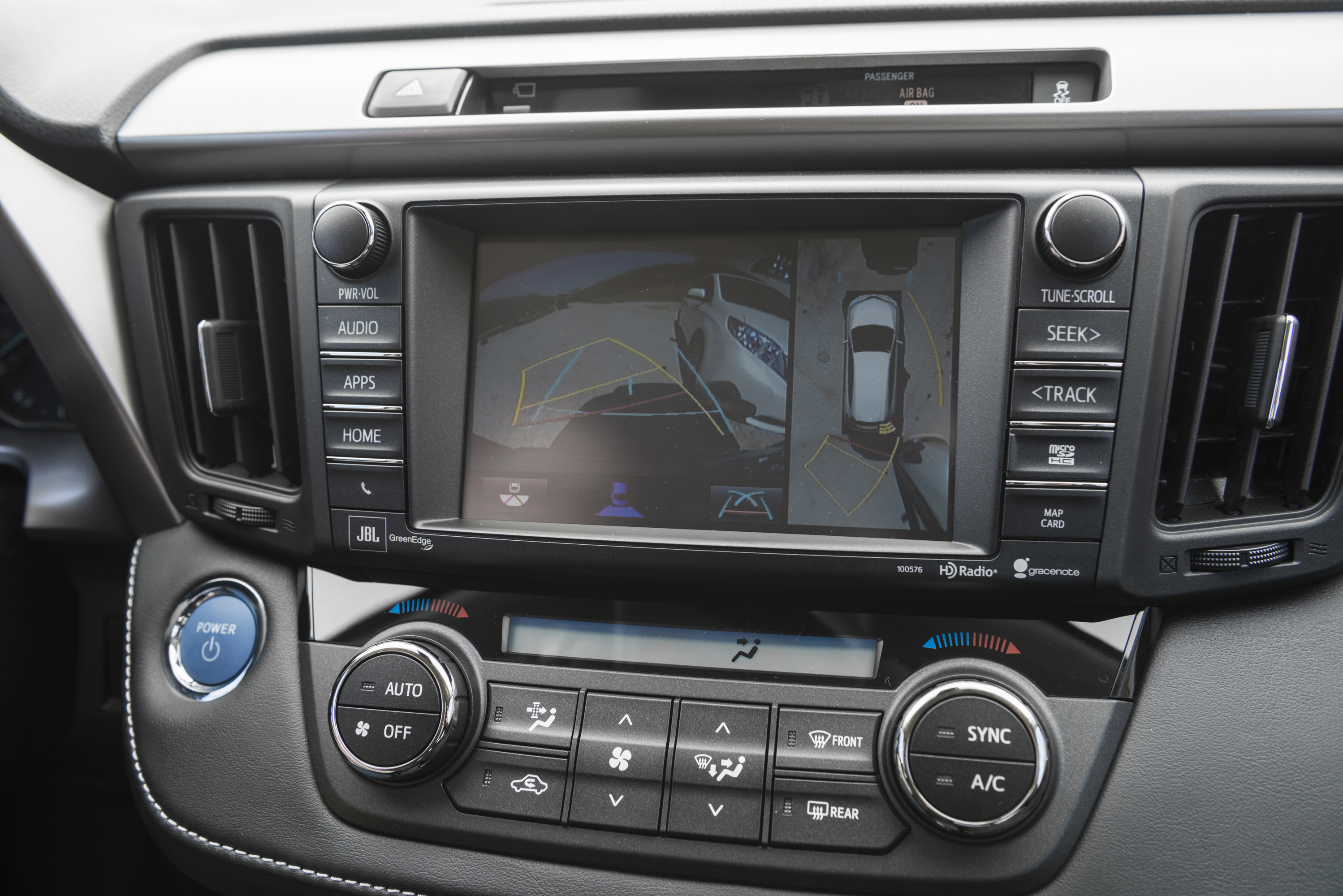 Toyota RAV4 Hybrid photo #48