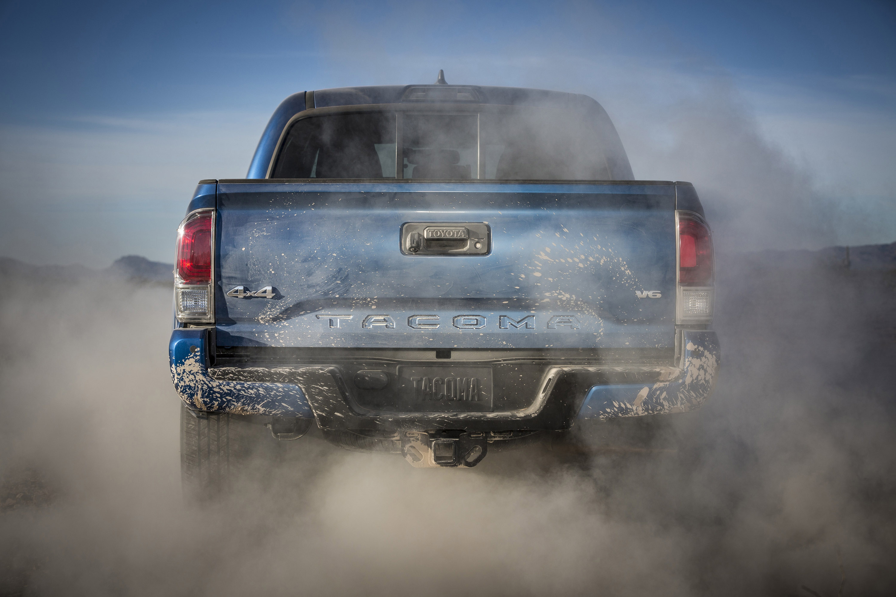 Toyota Tacoma photo #19