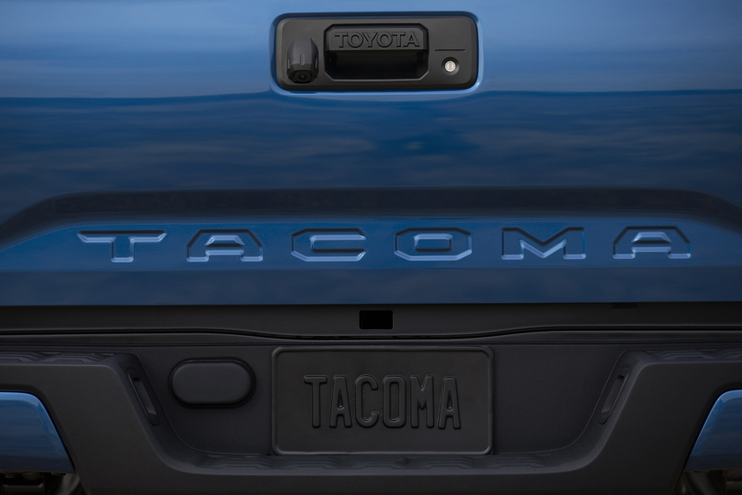 Toyota Tacoma photo #29