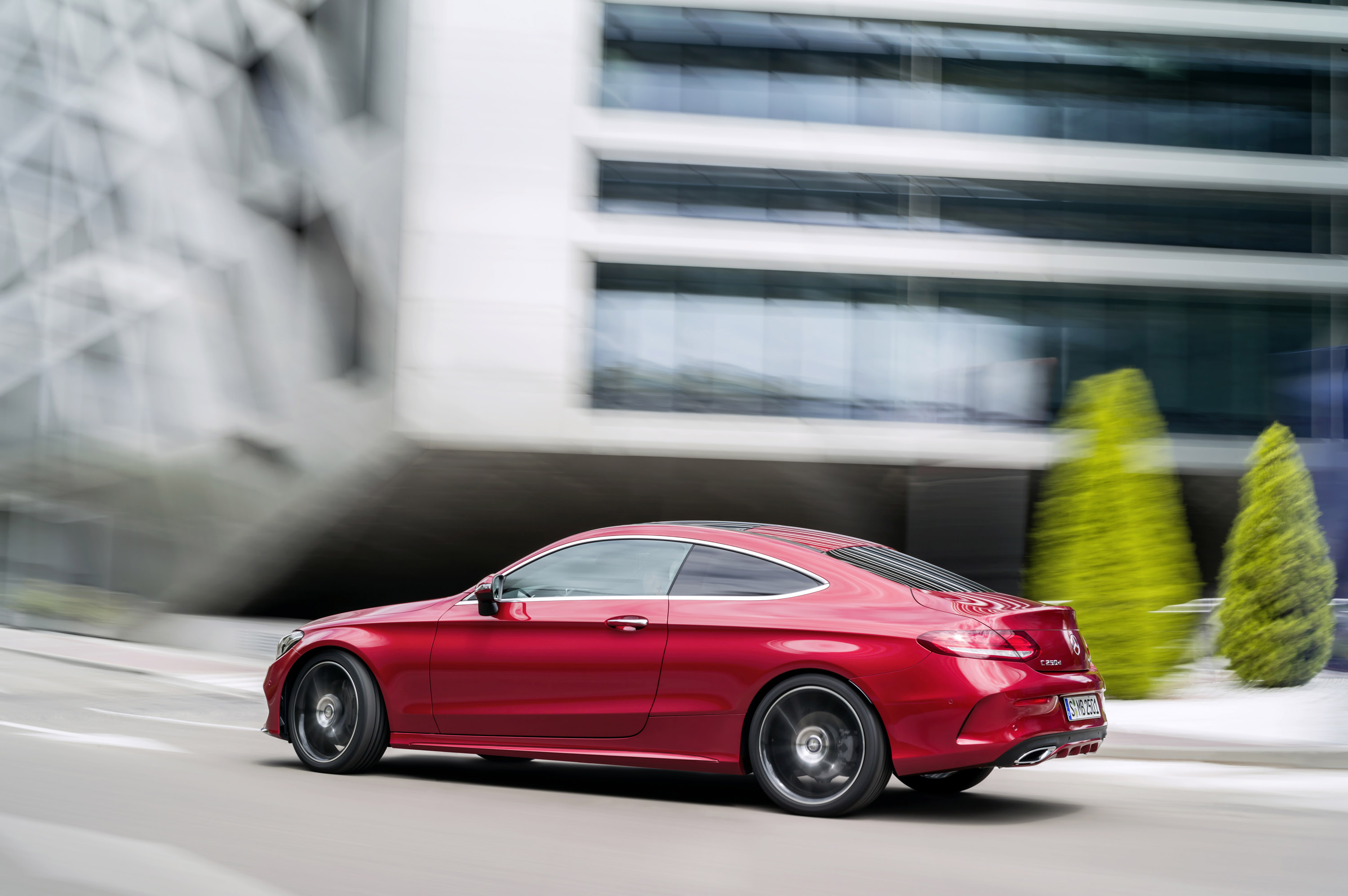 Mercedes-Benz C-Class Coupe photo #16