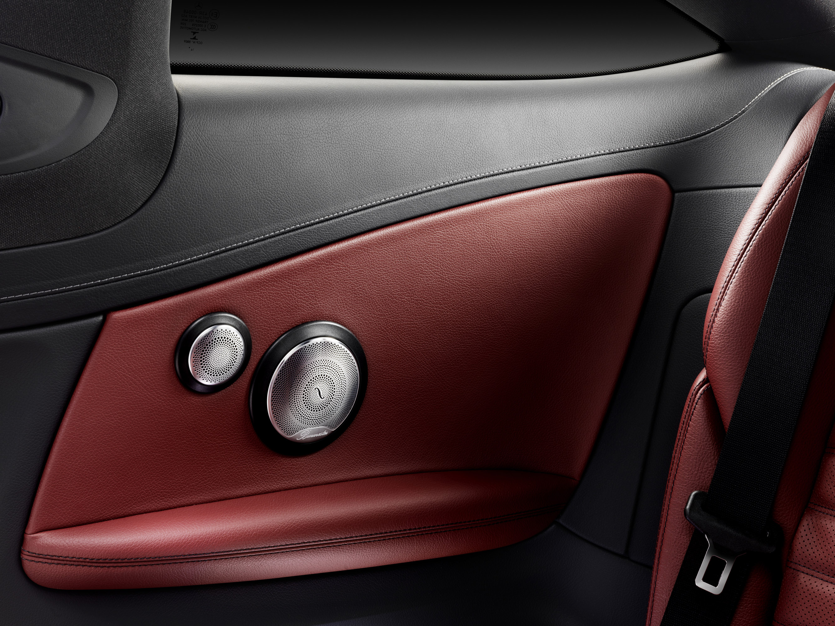 Mercedes-Benz C-Class Coupe photo #24