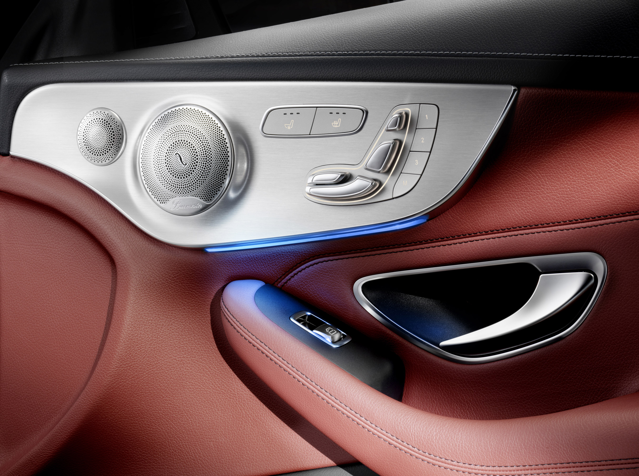 Mercedes-Benz C-Class Coupe photo #26