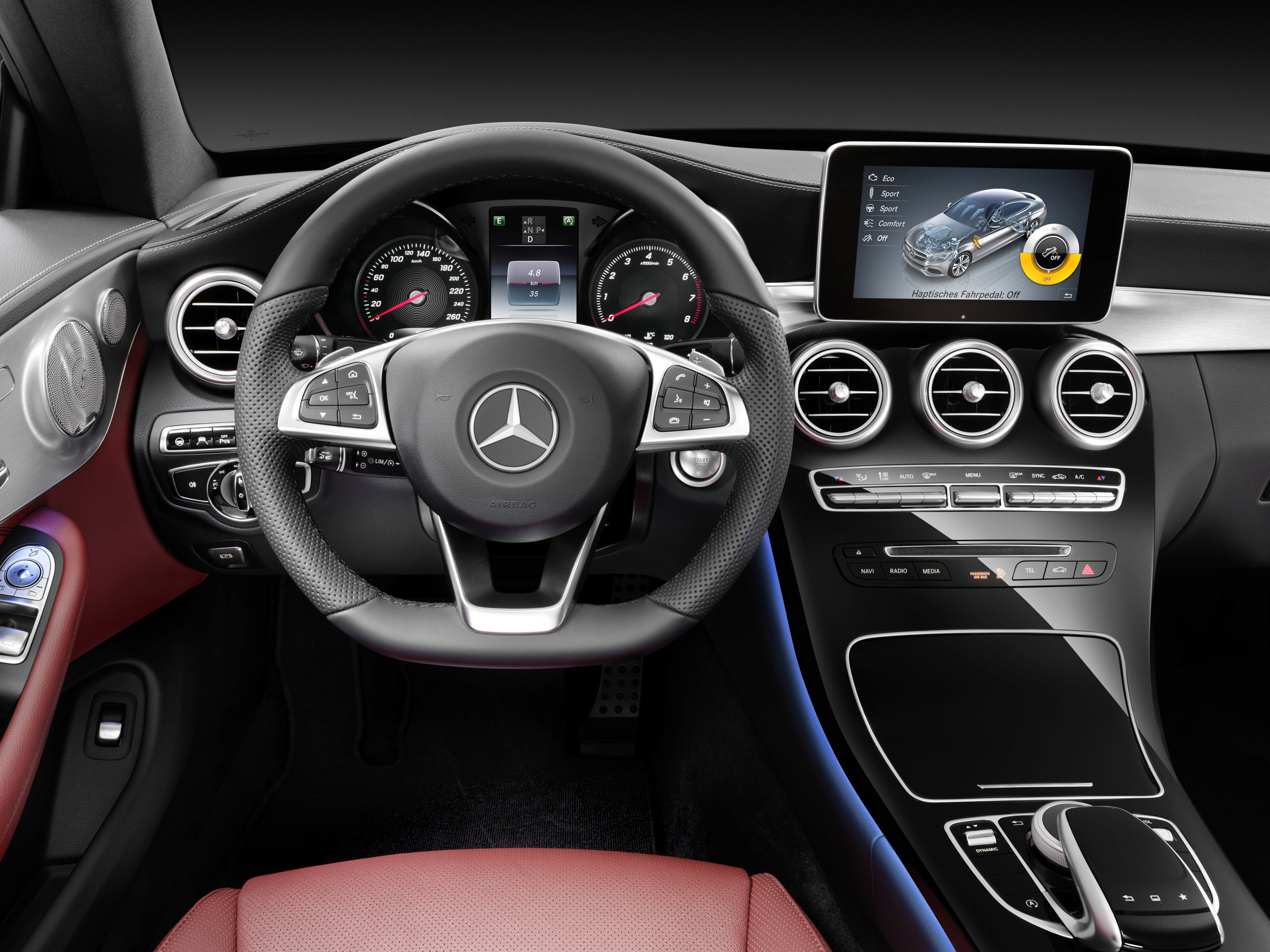 Mercedes-Benz C-Class Coupe photo #30