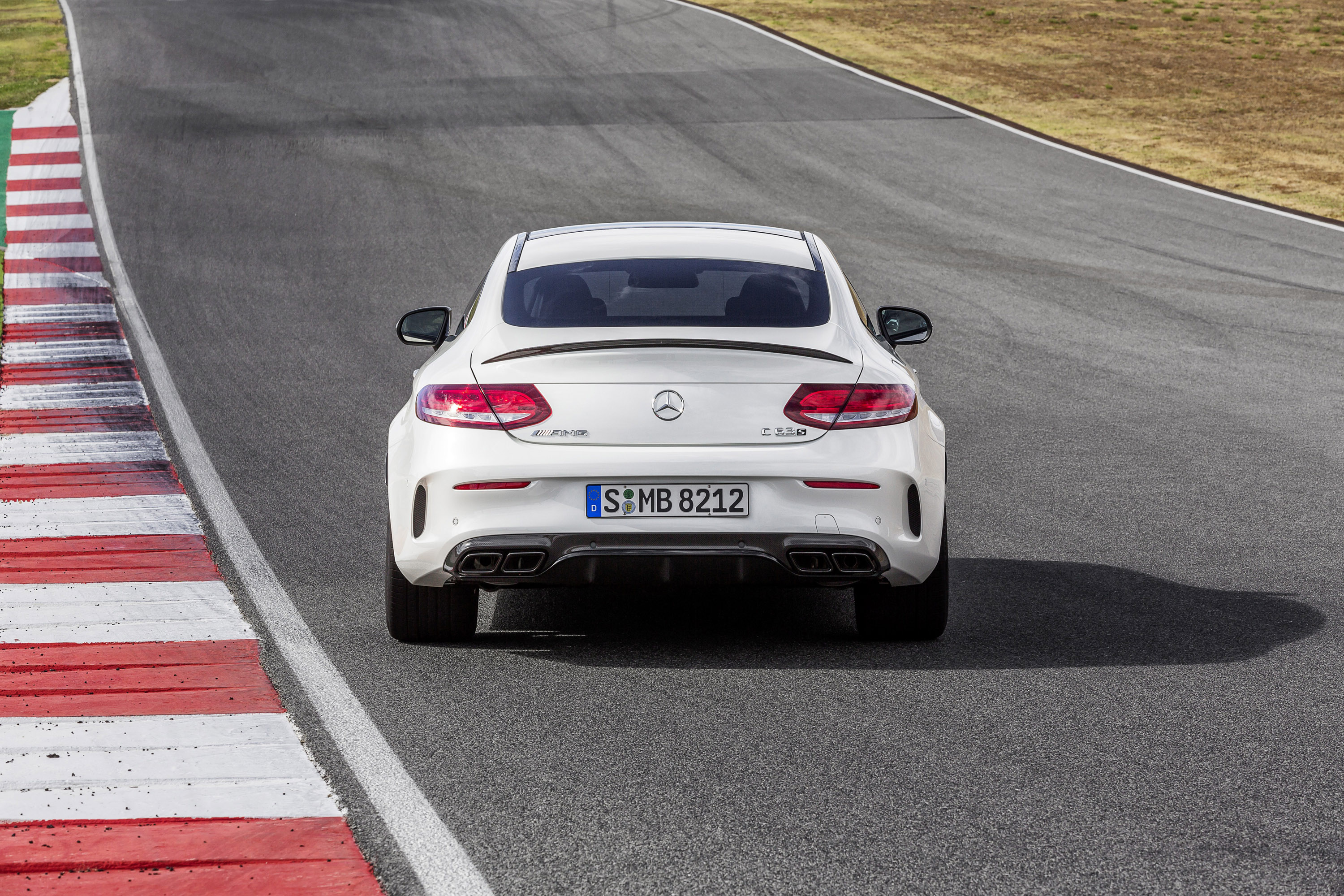 Mercedes-Benz C63 AMG Coupe photo #17
