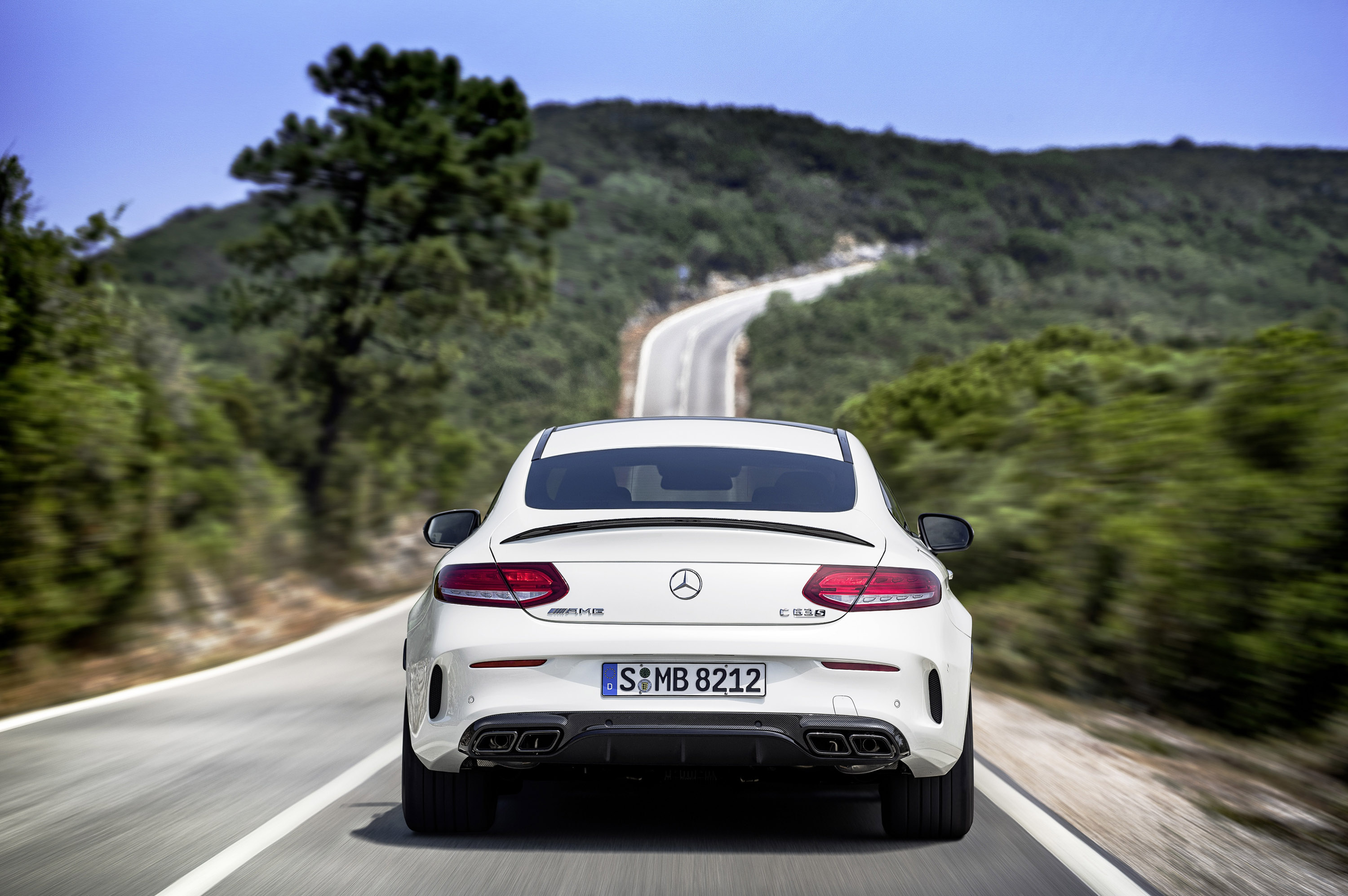 Mercedes-Benz C63 AMG Coupe photo #23