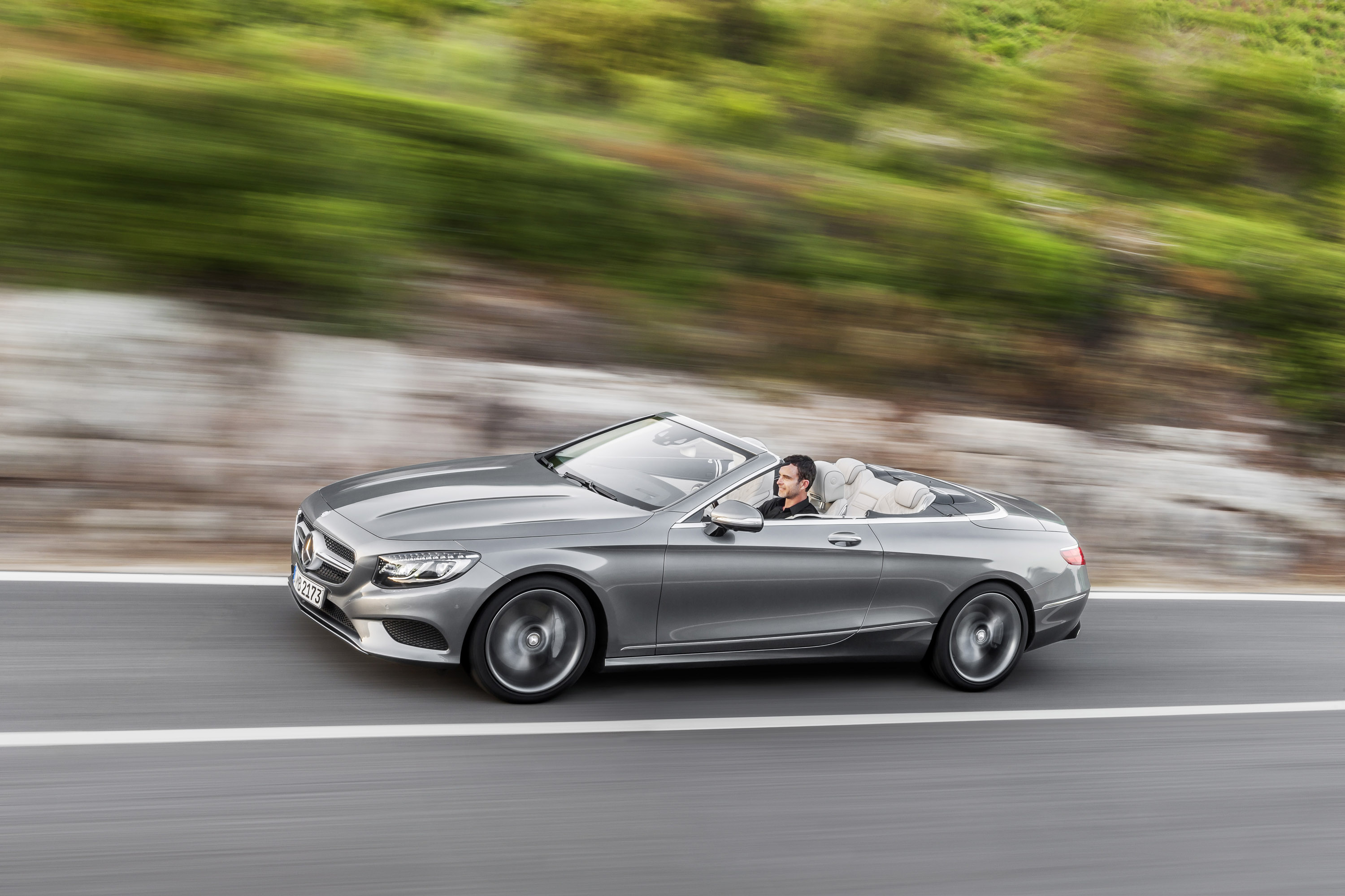 Mercedes-Benz S-Class Cabriolet photo #30