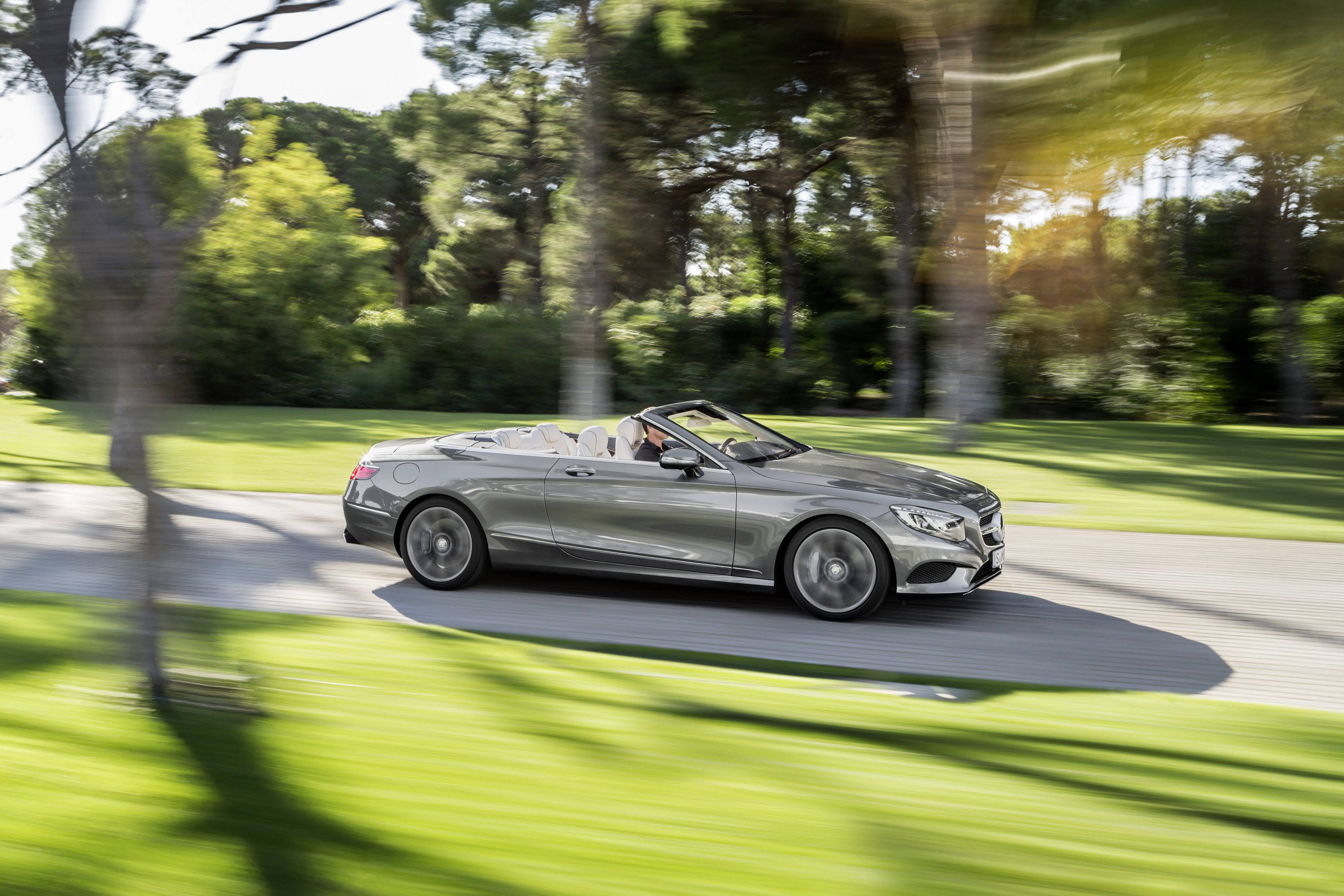 Mercedes-Benz S-Class Cabriolet photo #31