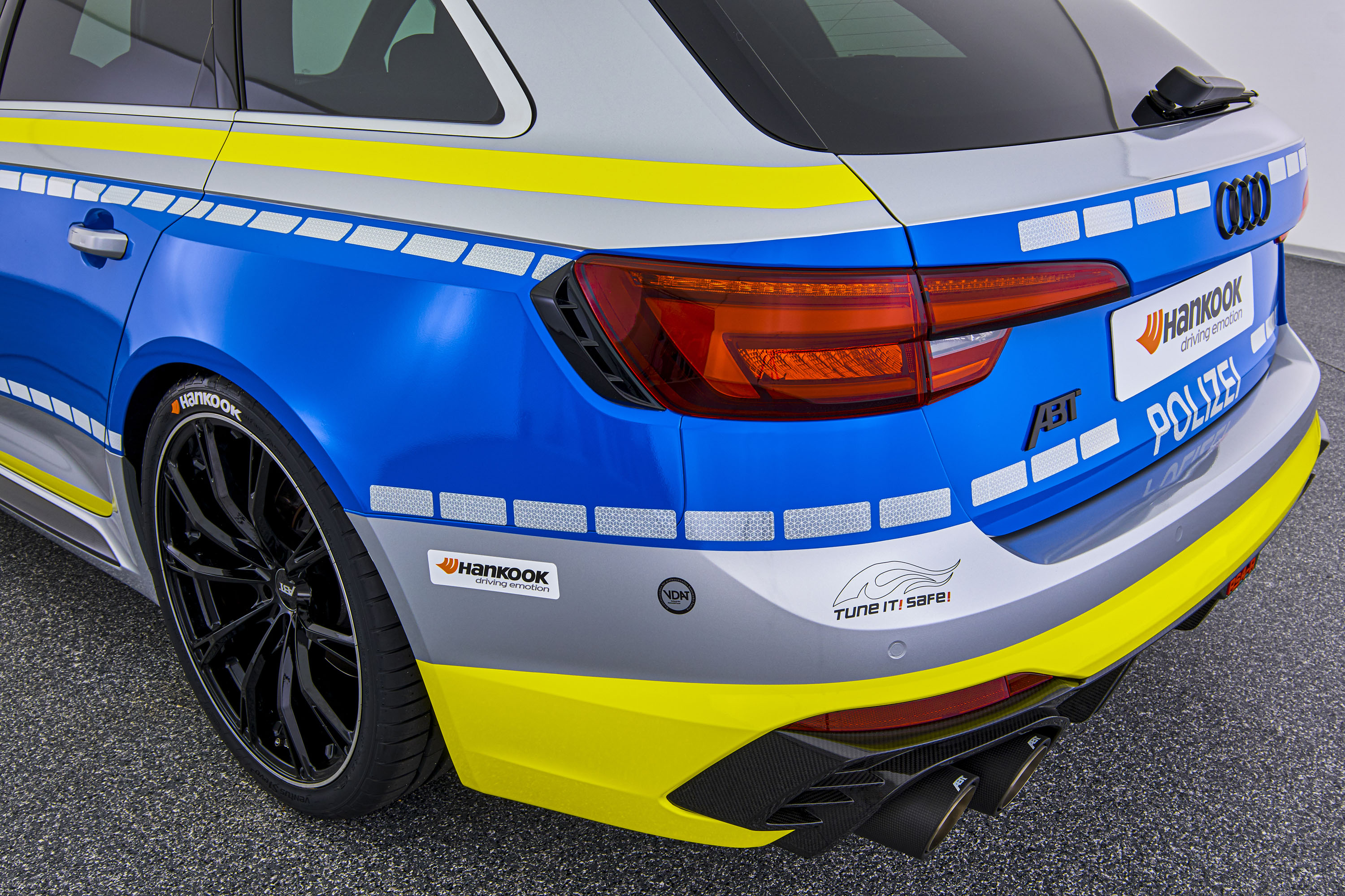 ABT Audi RS4-R TUNE IT! SAFE! photo #19