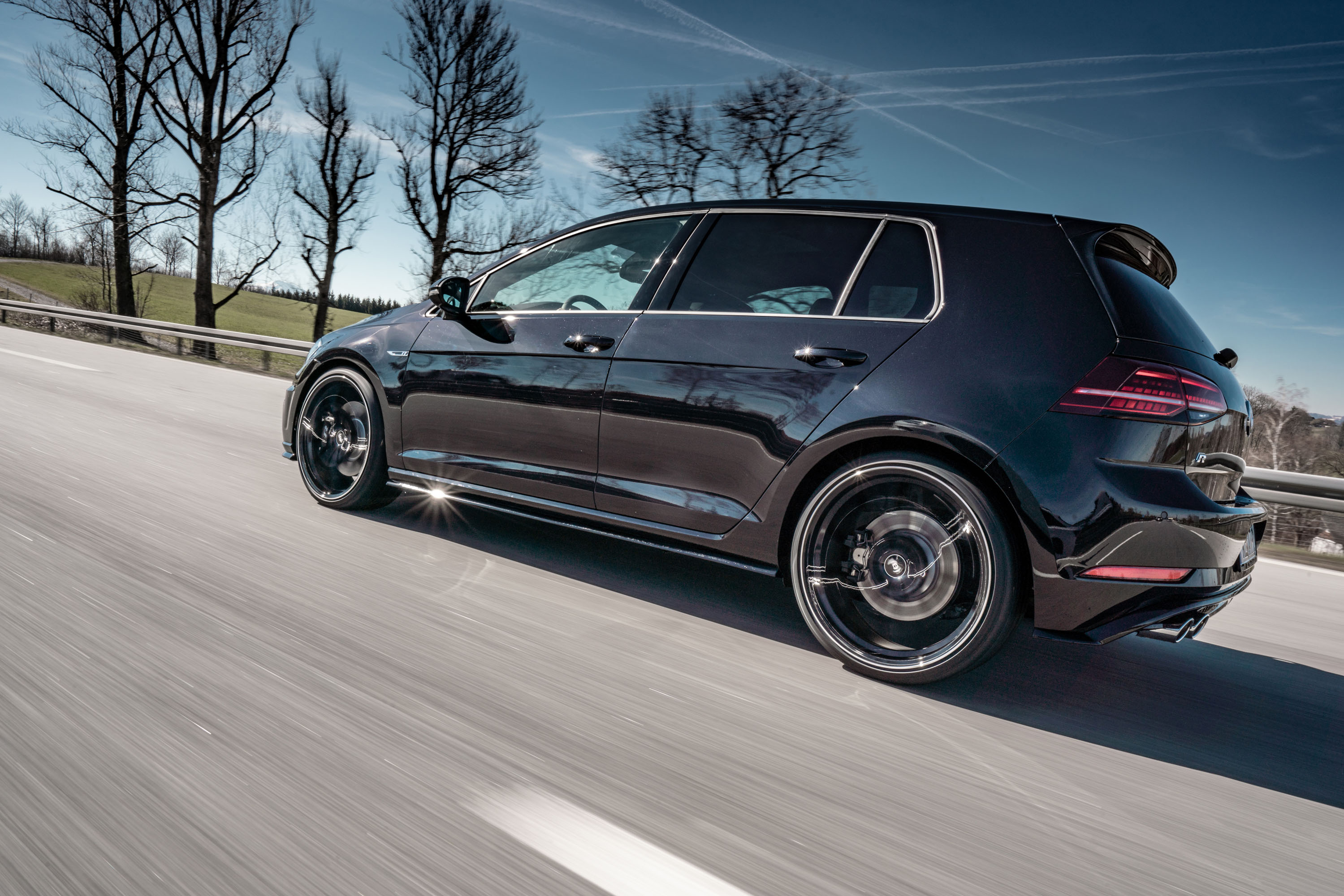 ABT Golf R photo #2