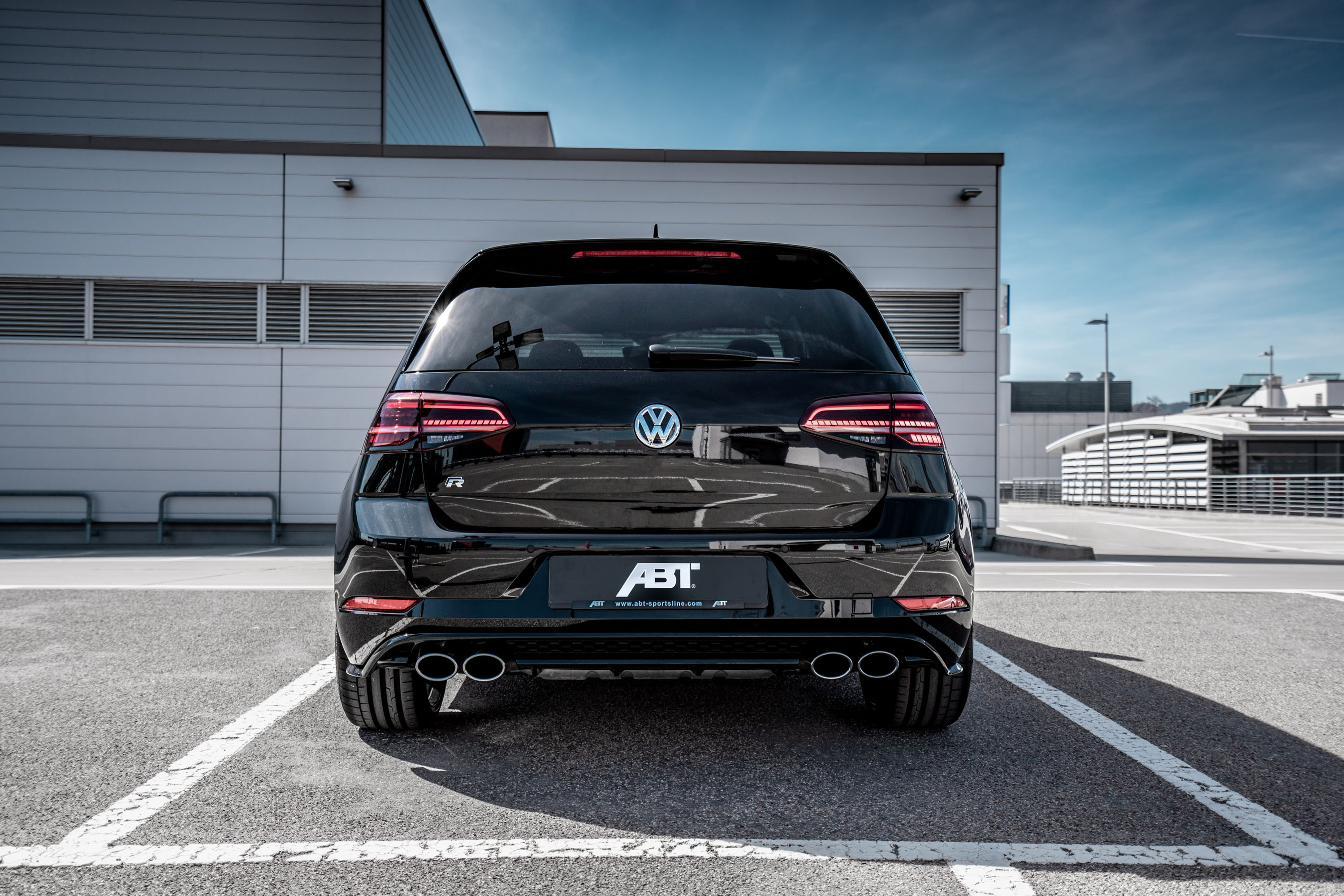 ABT Golf R photo #7