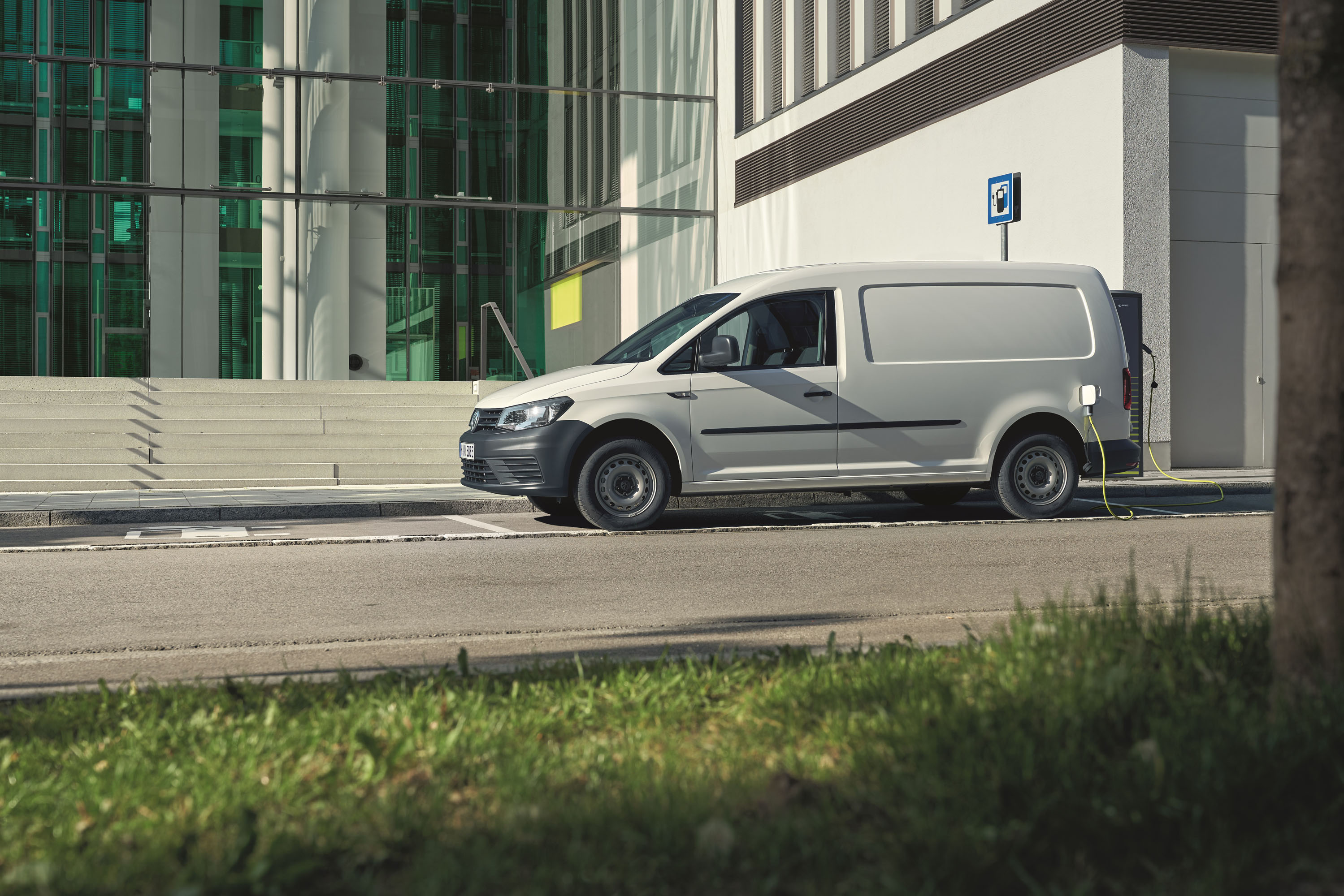 ABT VW e-Caddy photo #3