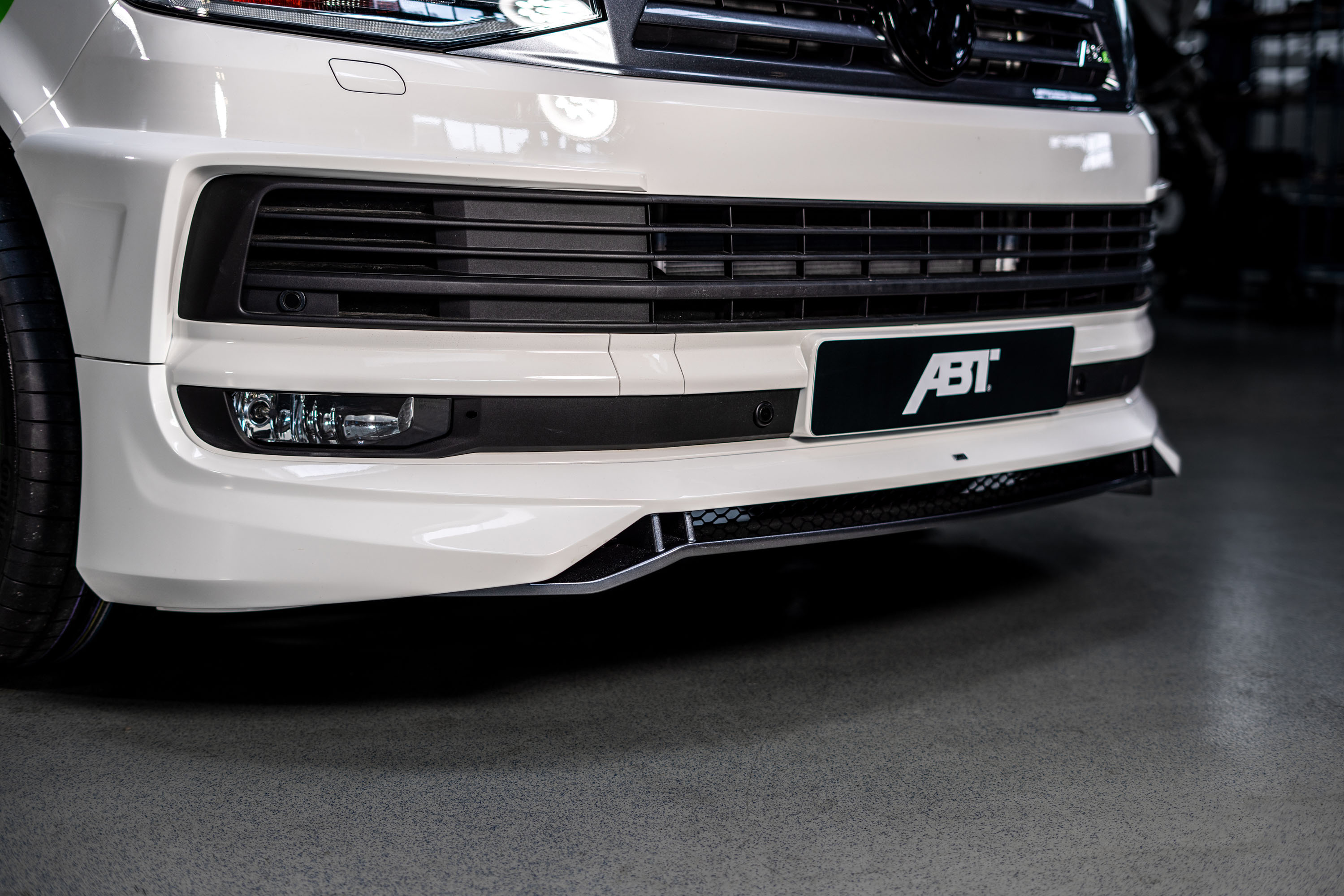 ABT VW E-Transporter photo #2