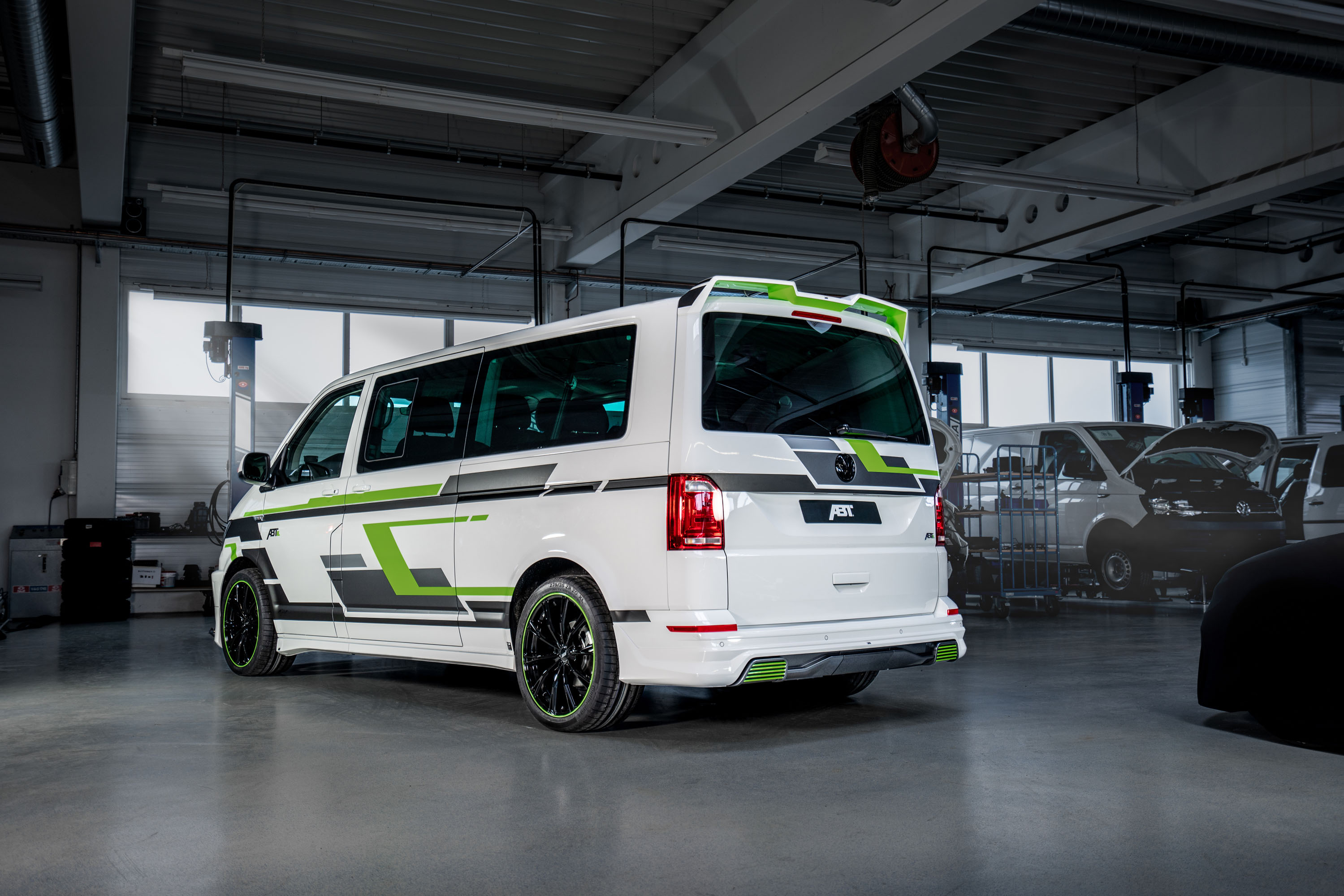 ABT VW E-Transporter photo #6