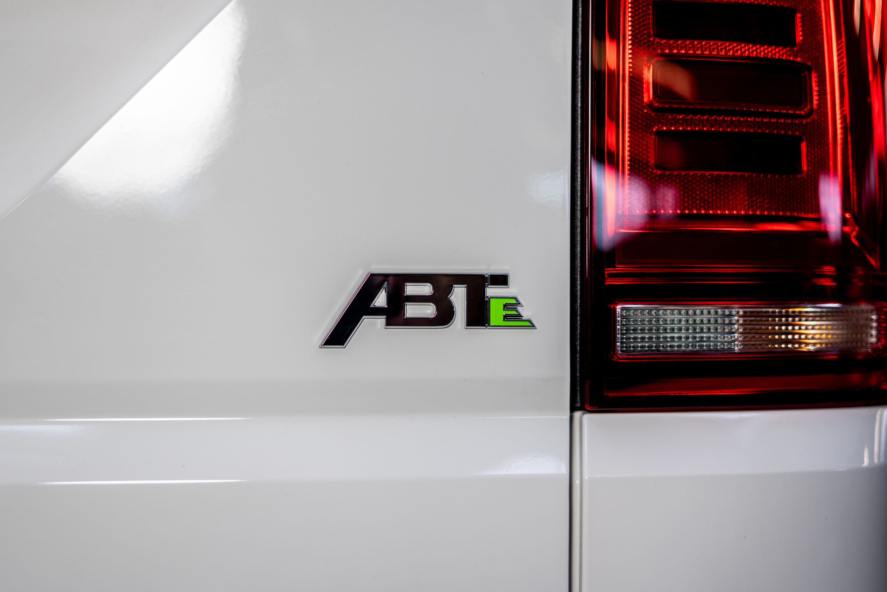 ABT VW E-Transporter photo #7